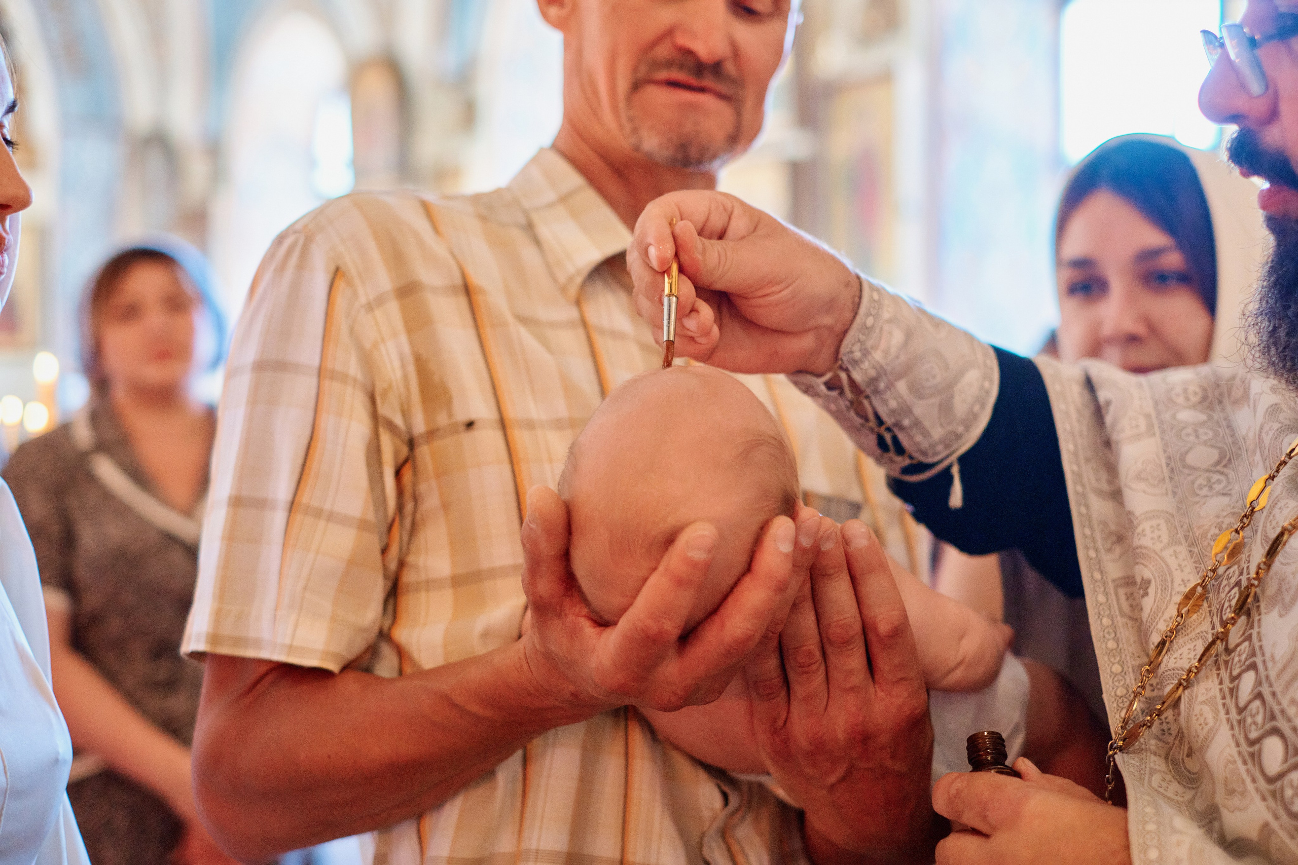 Крестины Григория. Храм святителя Николая Чудотворца. Фотограф Таганрог Анна Трайжон