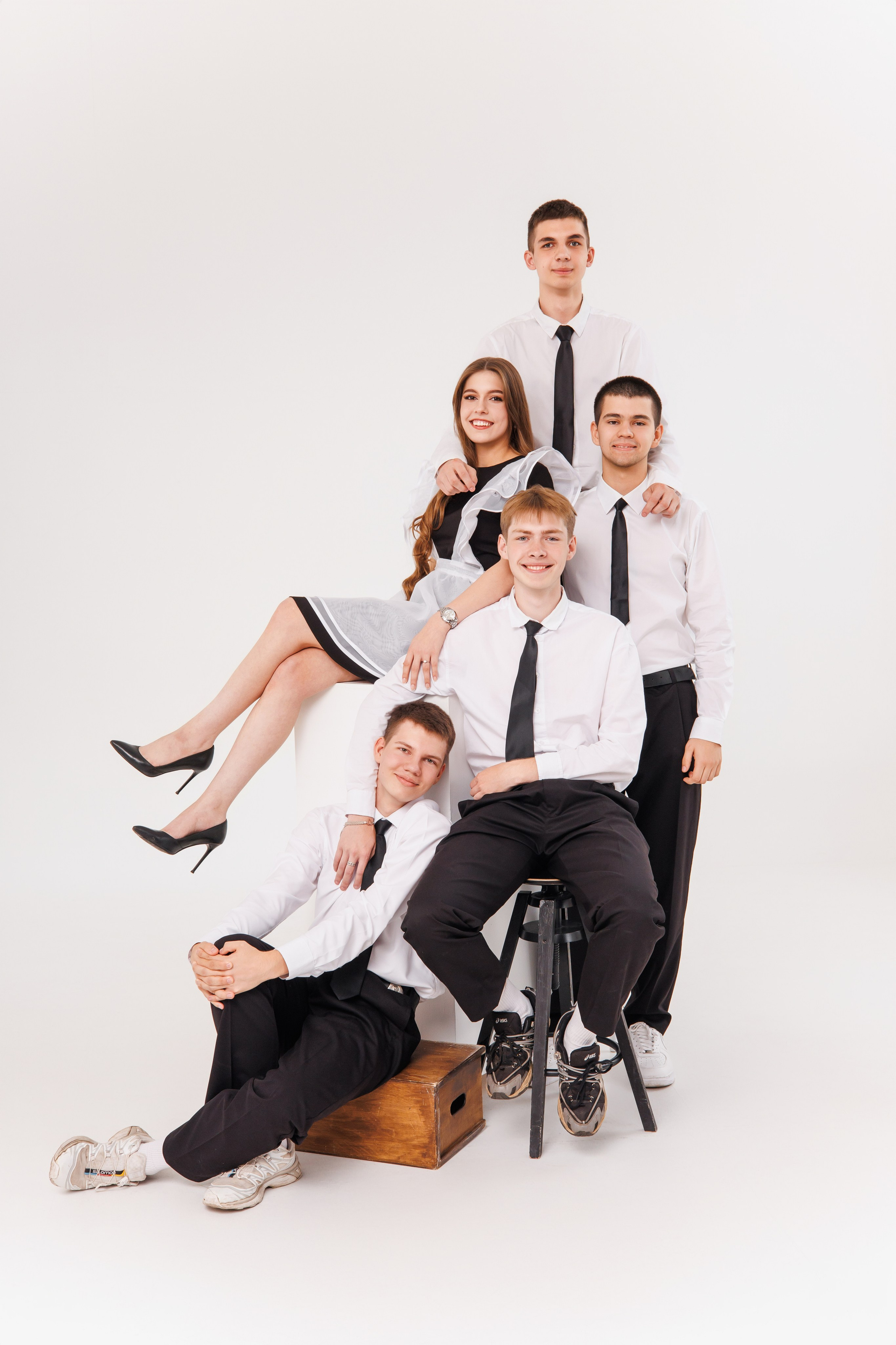 Локация для коллективных кадров № 2. Выпускные альбомы клевербук Воронеж