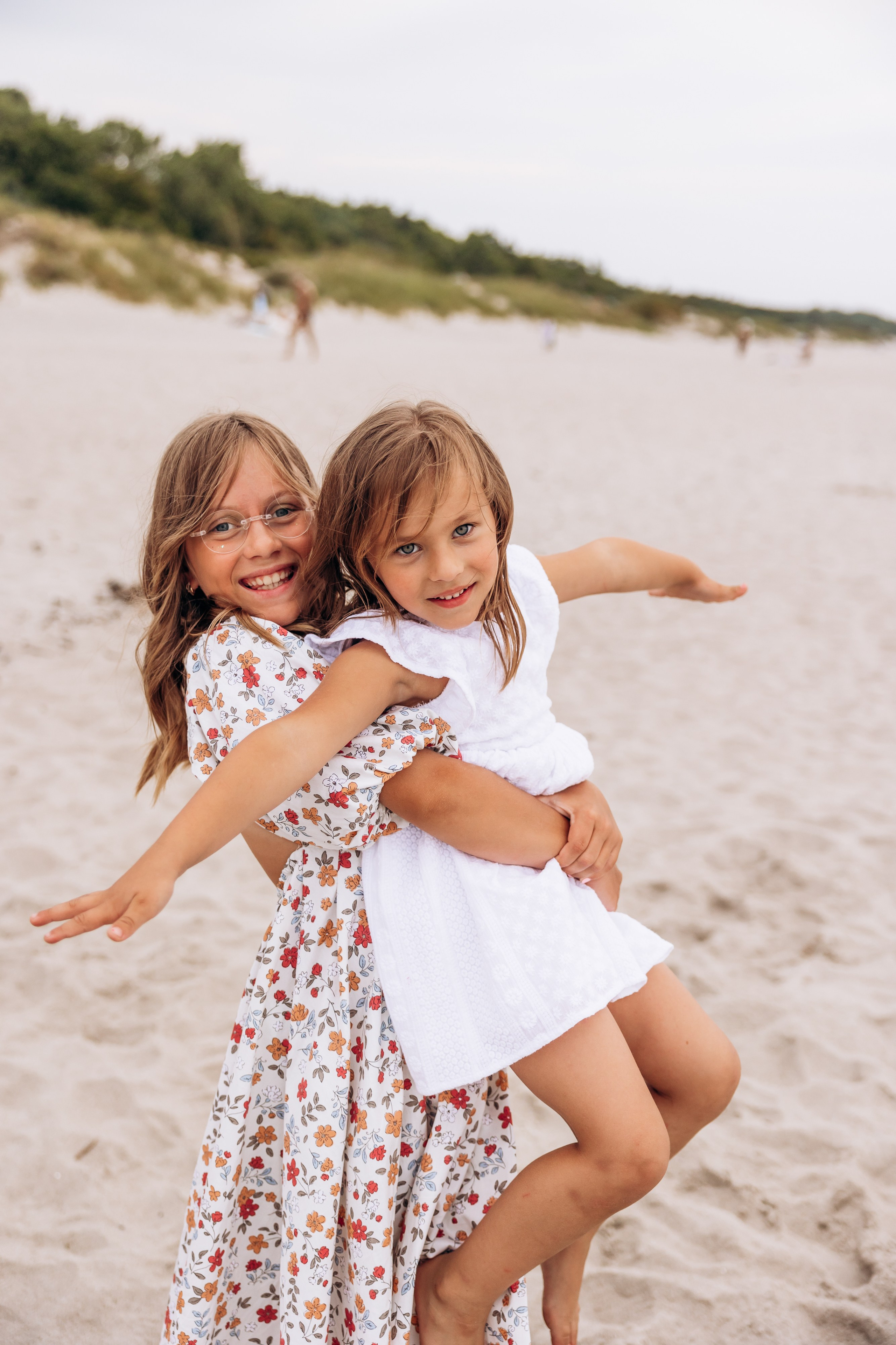 Большая семья Мечниково (Балтийск) море лето. Фотограф в Калининграде свадебная фотография, репортажная, фотосессии