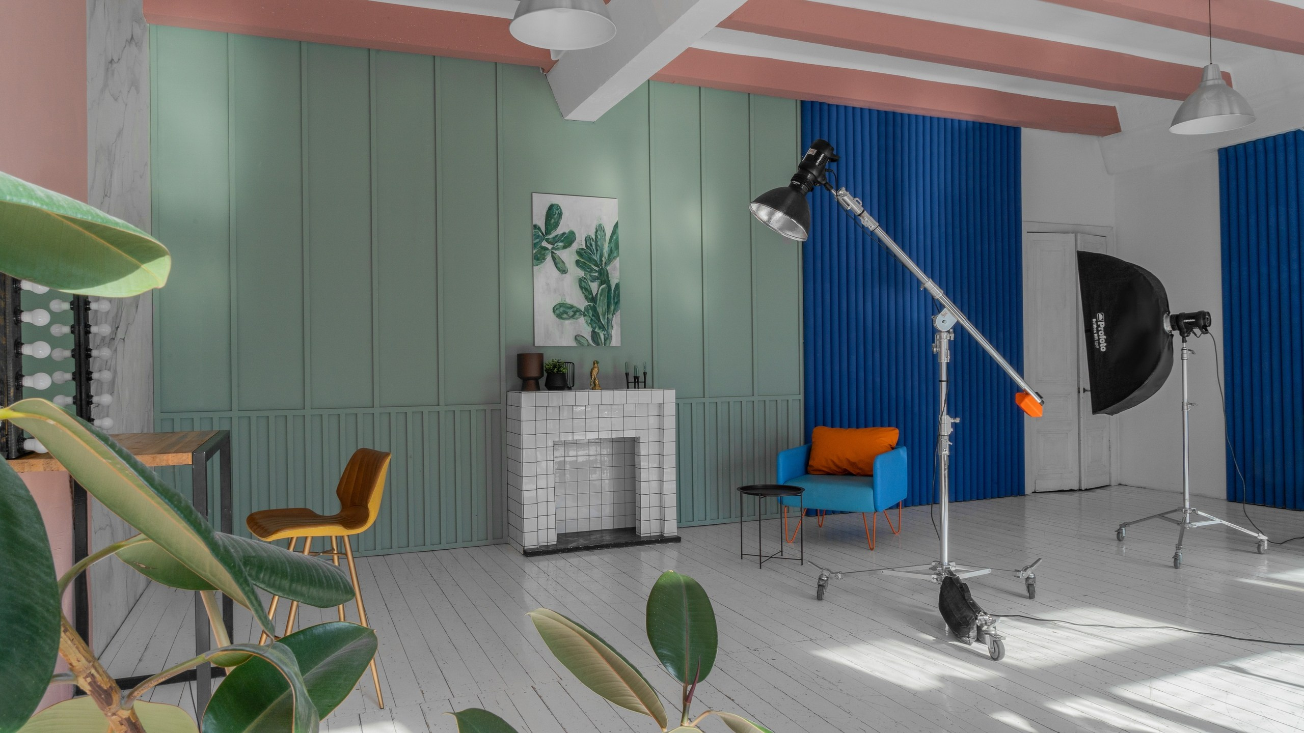 Лучшие фотостудии Москвы для съемки одежды и других товаров