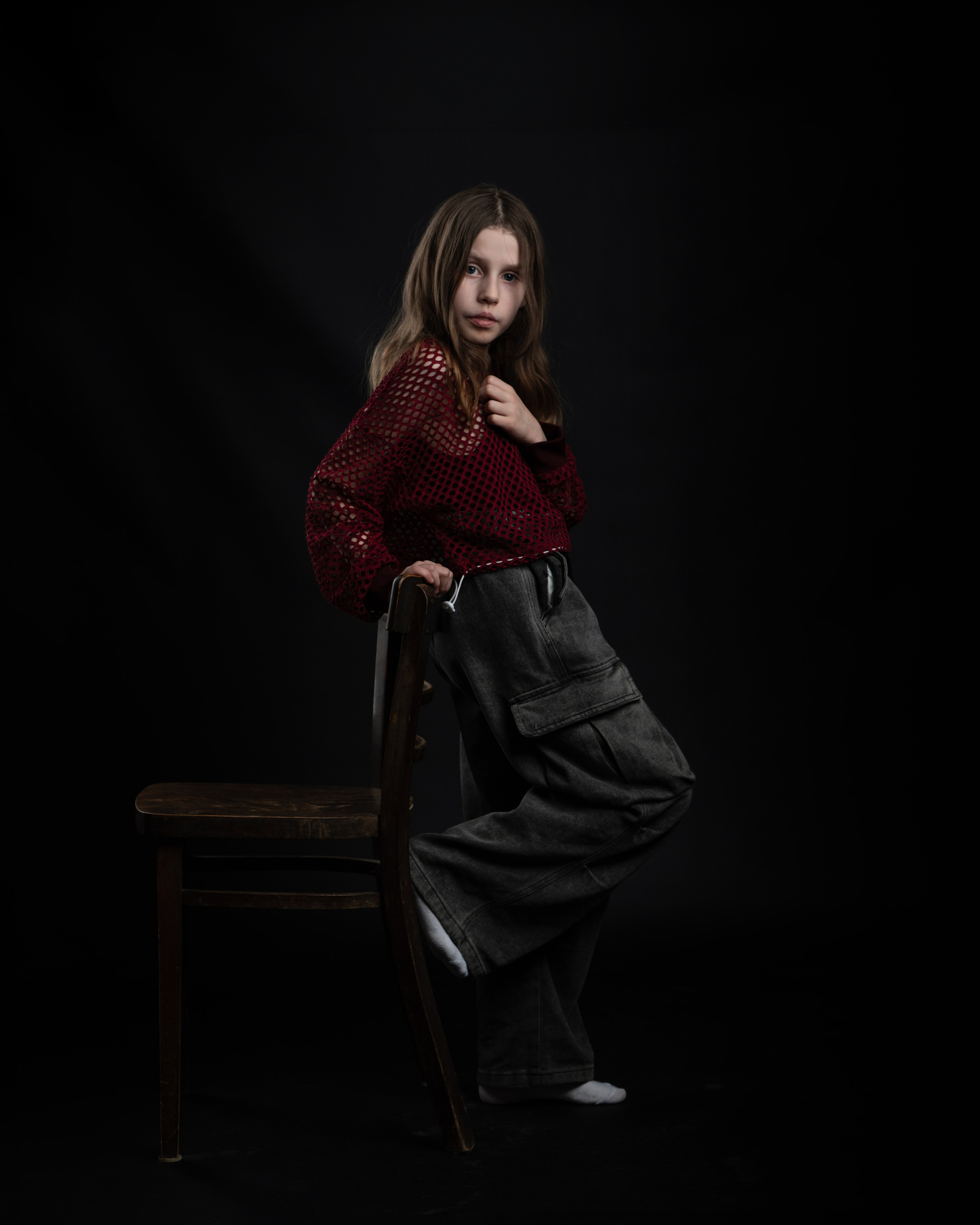 Модельные тесты. Детская фотосессия.  Модельное портфолио. Съёмка портфолио в Москве. Детская фотосессия. Детская фотосессия в москве. Фотосессия в Москве. Фотосессия в студии. Фотосессия дома. Девочка в студии. Детский студийный портрет. Фотосессия в Рязани. Детская фотосессия в Рязани. Студии в Рязани. Фотостудия в Рязани. Модельное портфолио. Модельные тесты. VOGUE. jeune fille modèle. young girl model. 