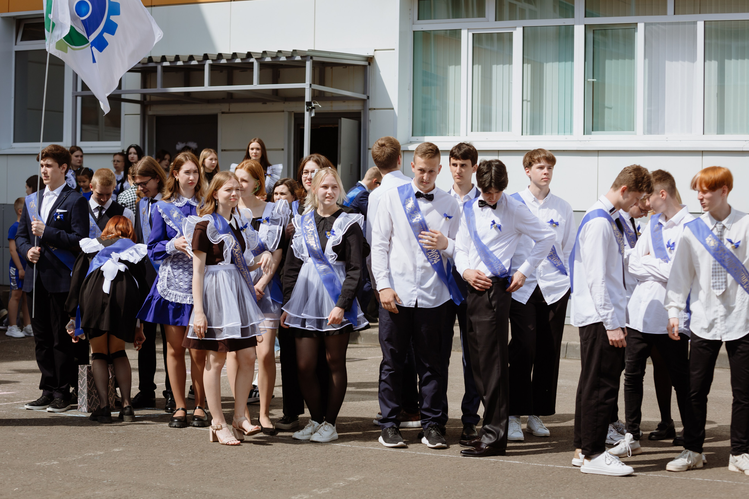 Последний звонок 2024 (3 часа фотосъемки). Профессиональный фотограф Надежда Антонова