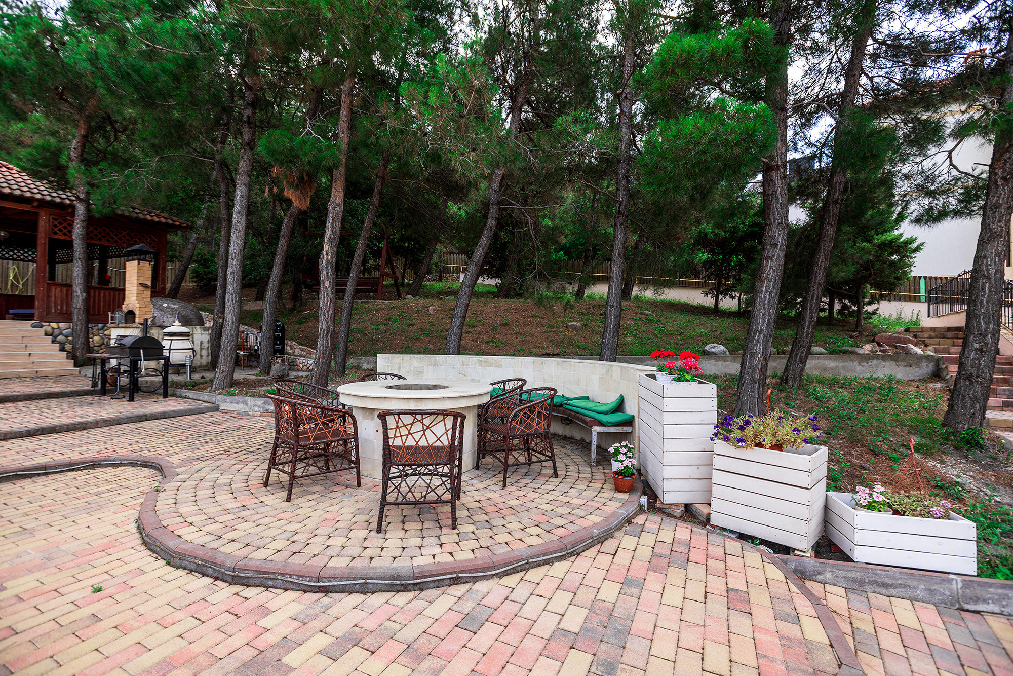 Супер коттедж с красивым видом на Новороссийск. Село Кабардинка. Фотограф Александр Трихонюк. Фото недвижимости в Геленджике