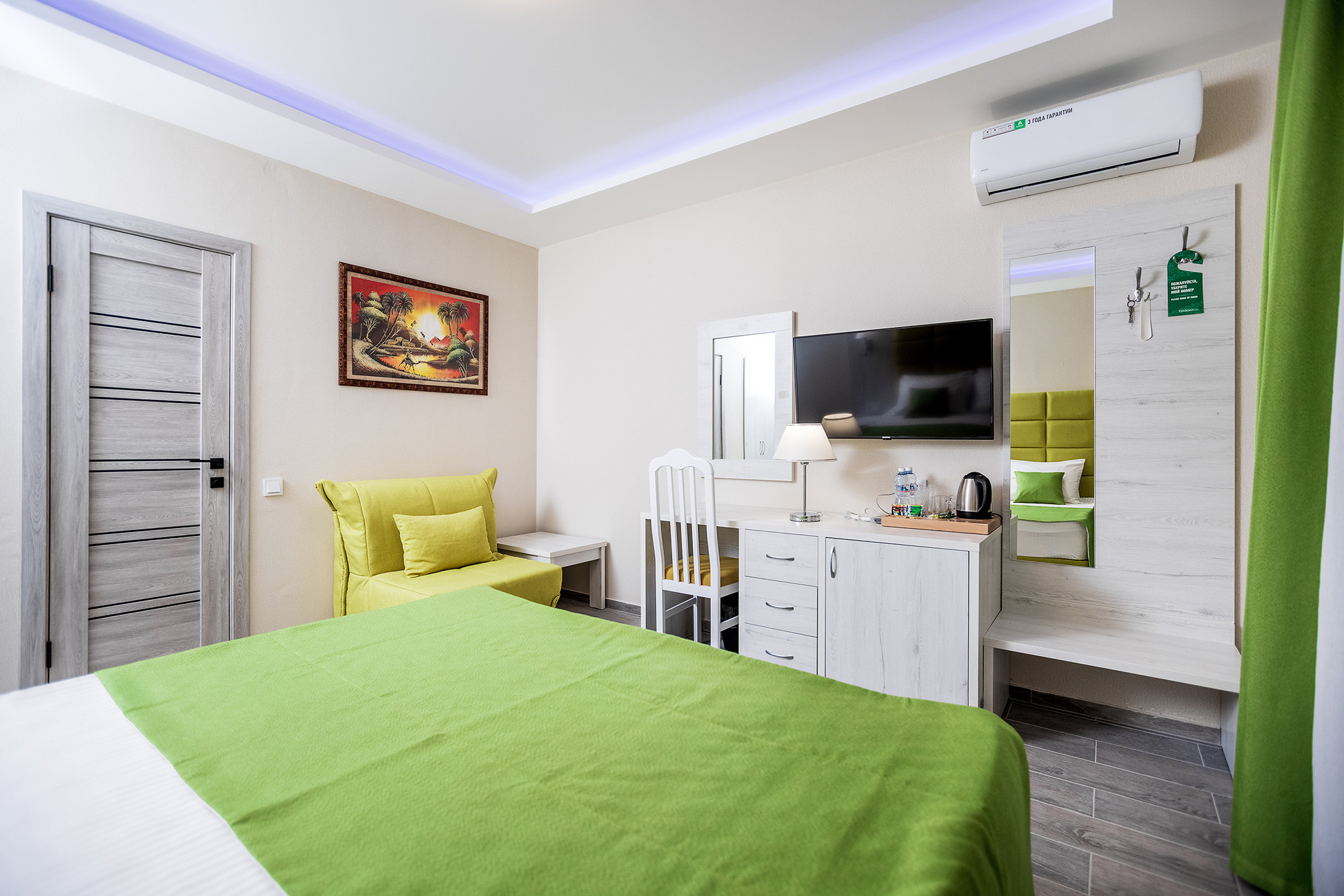 Гостиница «Николаев Двор», Геленджик, Тонкий мыс. Фотограф Александр Трихонюк. Фото недвижимости в Геленджике