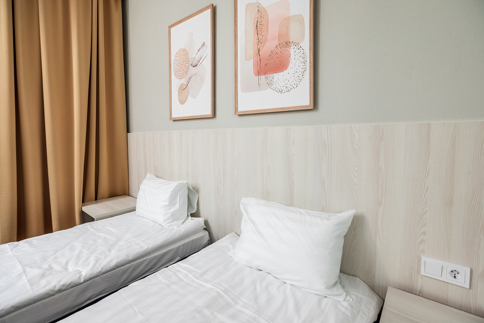 Отель в Геленджике по ул. Луначарского. Фотограф Александр Трихонюк. Фото недвижимости в Геленджике