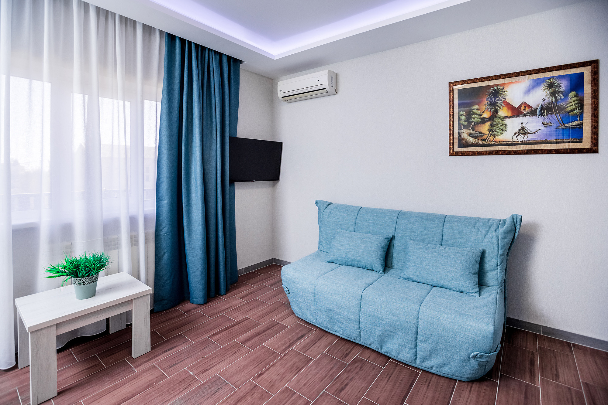 Гостиница «Николаев Двор», Геленджик, Тонкий мыс. Фотограф Александр Трихонюк. Фото недвижимости в Геленджике