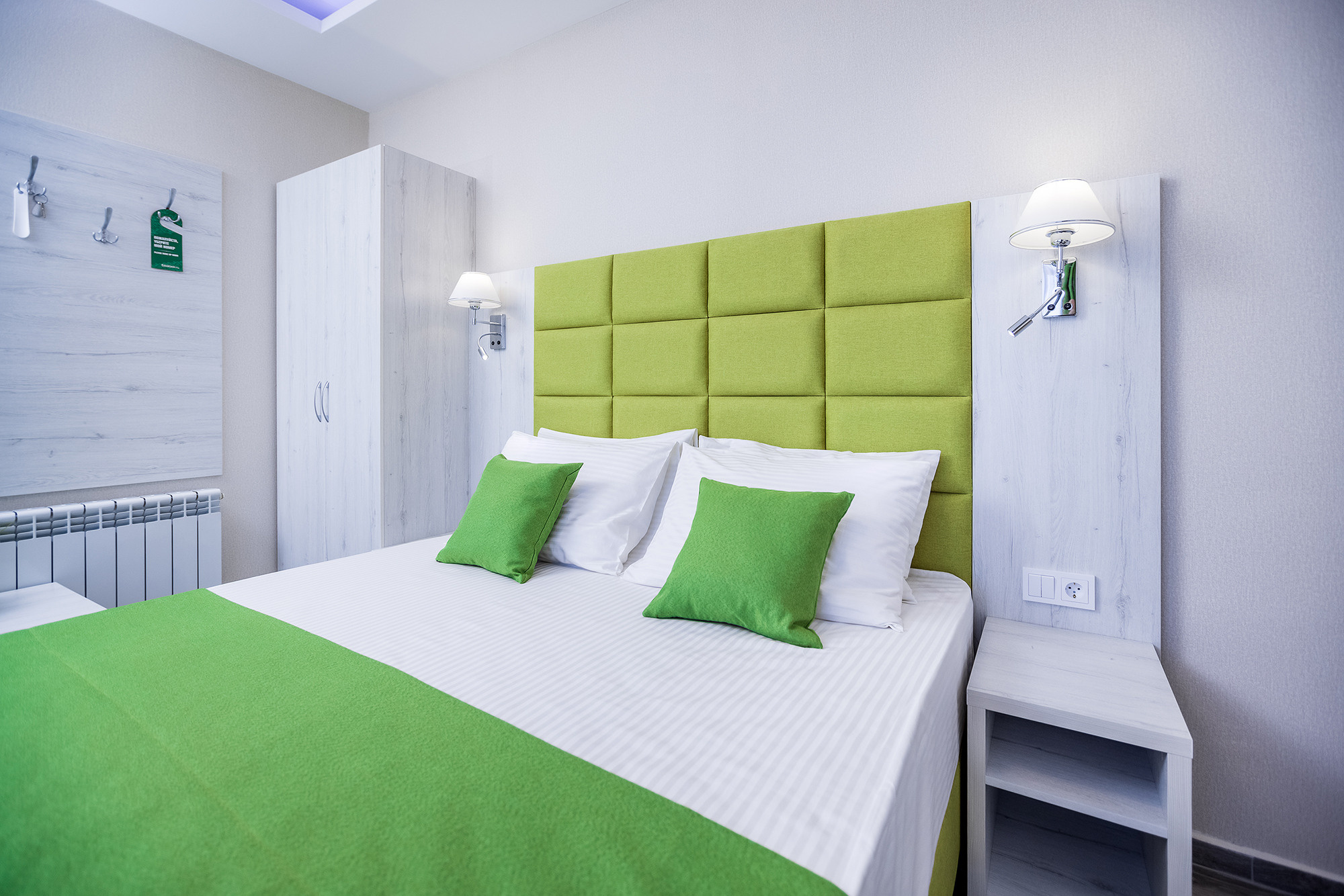 Гостиница «Николаев Двор», Геленджик, Тонкий мыс. Фотограф Александр Трихонюк. Фото недвижимости в Геленджике