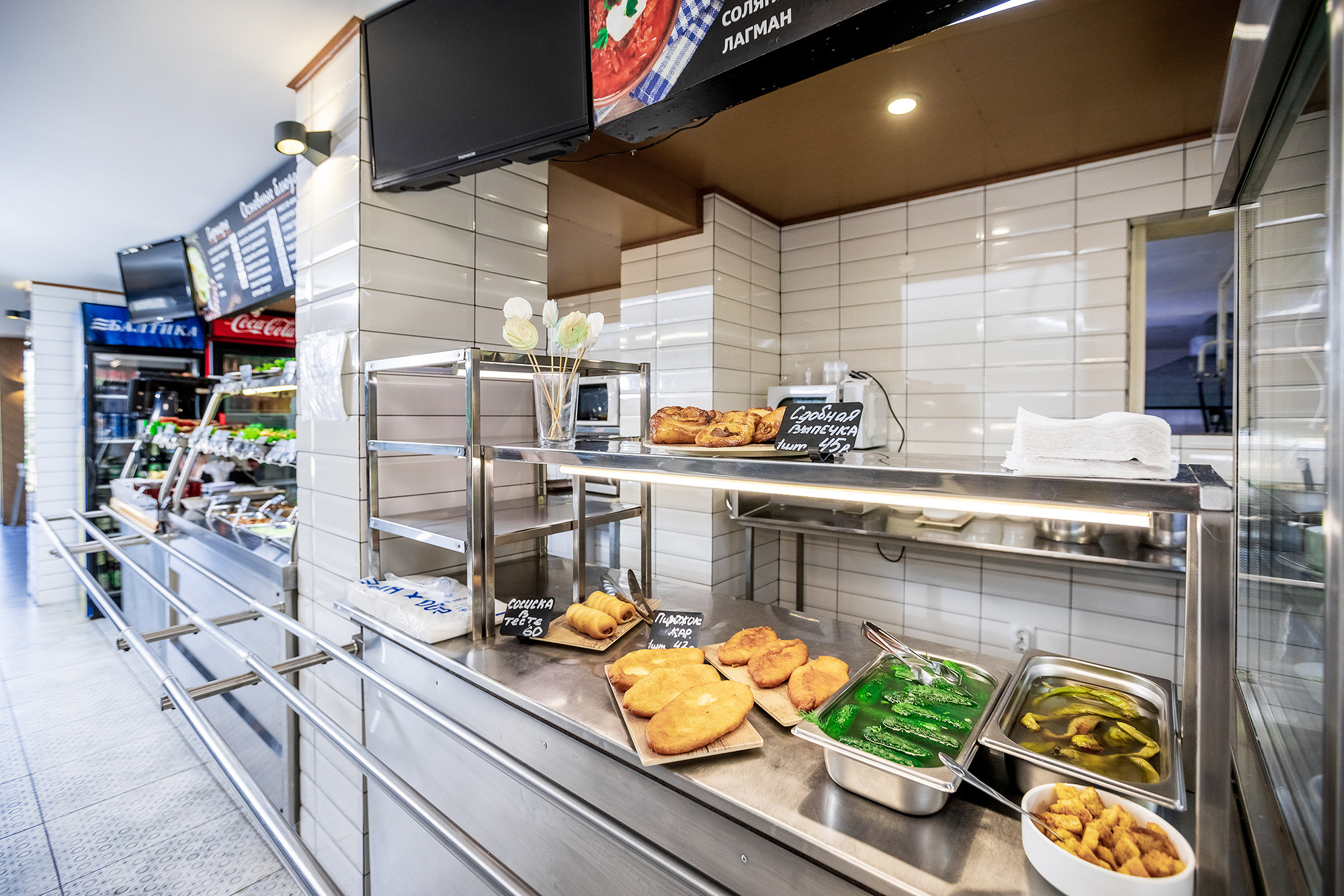 Гостиница «Николаев Двор», Геленджик, Тонкий мыс. Фотограф Александр Трихонюк. Фото недвижимости в Геленджике