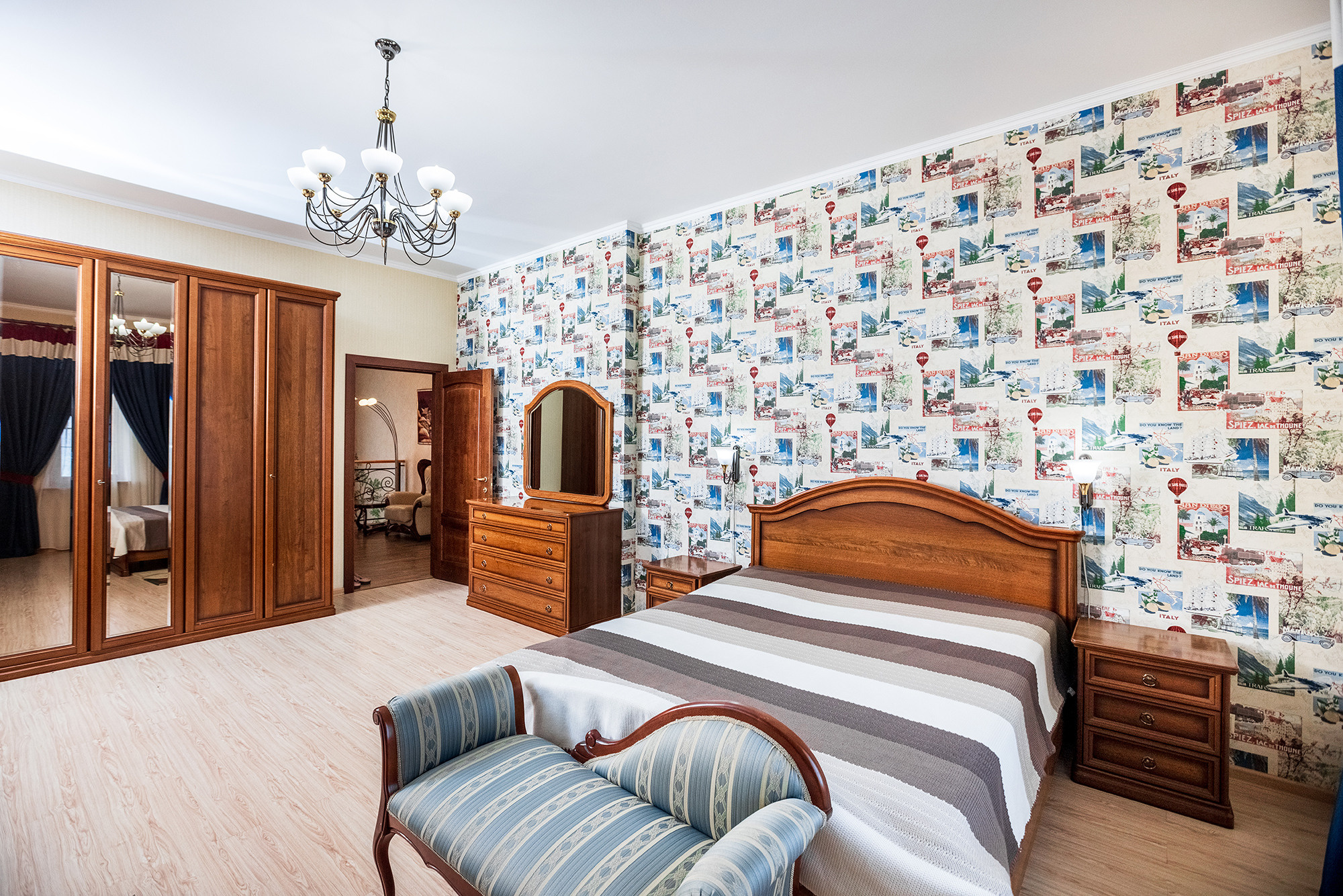 Супер коттедж с красивым видом на Новороссийск. Село Кабардинка. Фотограф Александр Трихонюк. Фото недвижимости в Геленджике