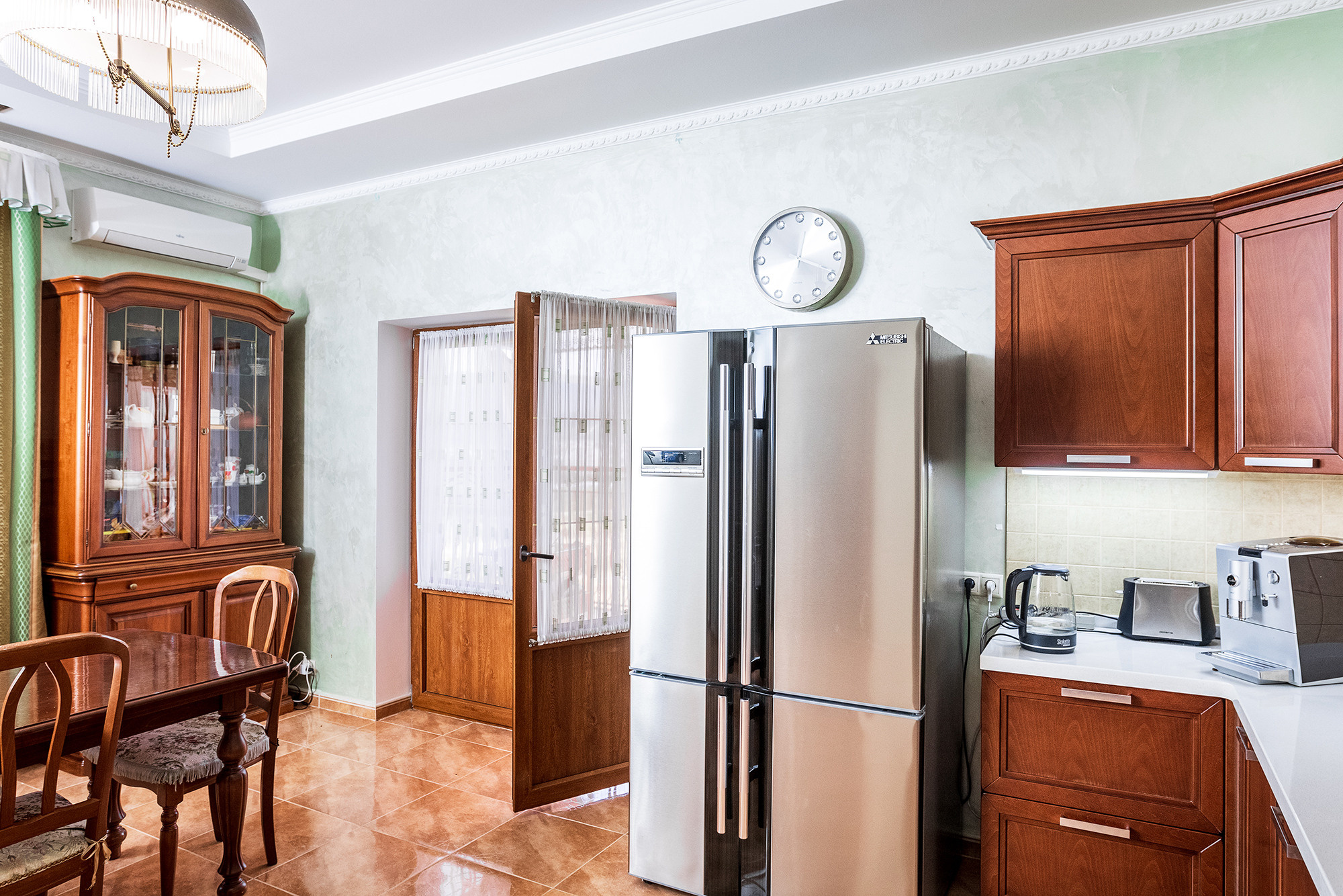 Супер коттедж с красивым видом на Новороссийск. Село Кабардинка. Фотограф Александр Трихонюк. Фото недвижимости в Геленджике