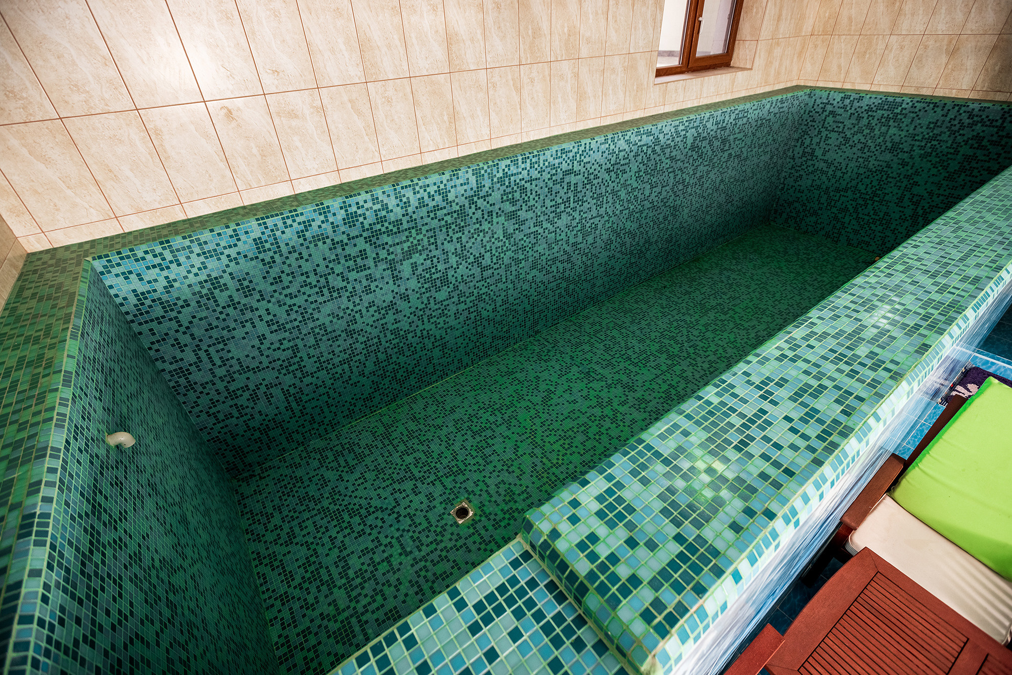 Супер коттедж с красивым видом на Новороссийск. Село Кабардинка. Фотограф Александр Трихонюк. Фото недвижимости в Геленджике