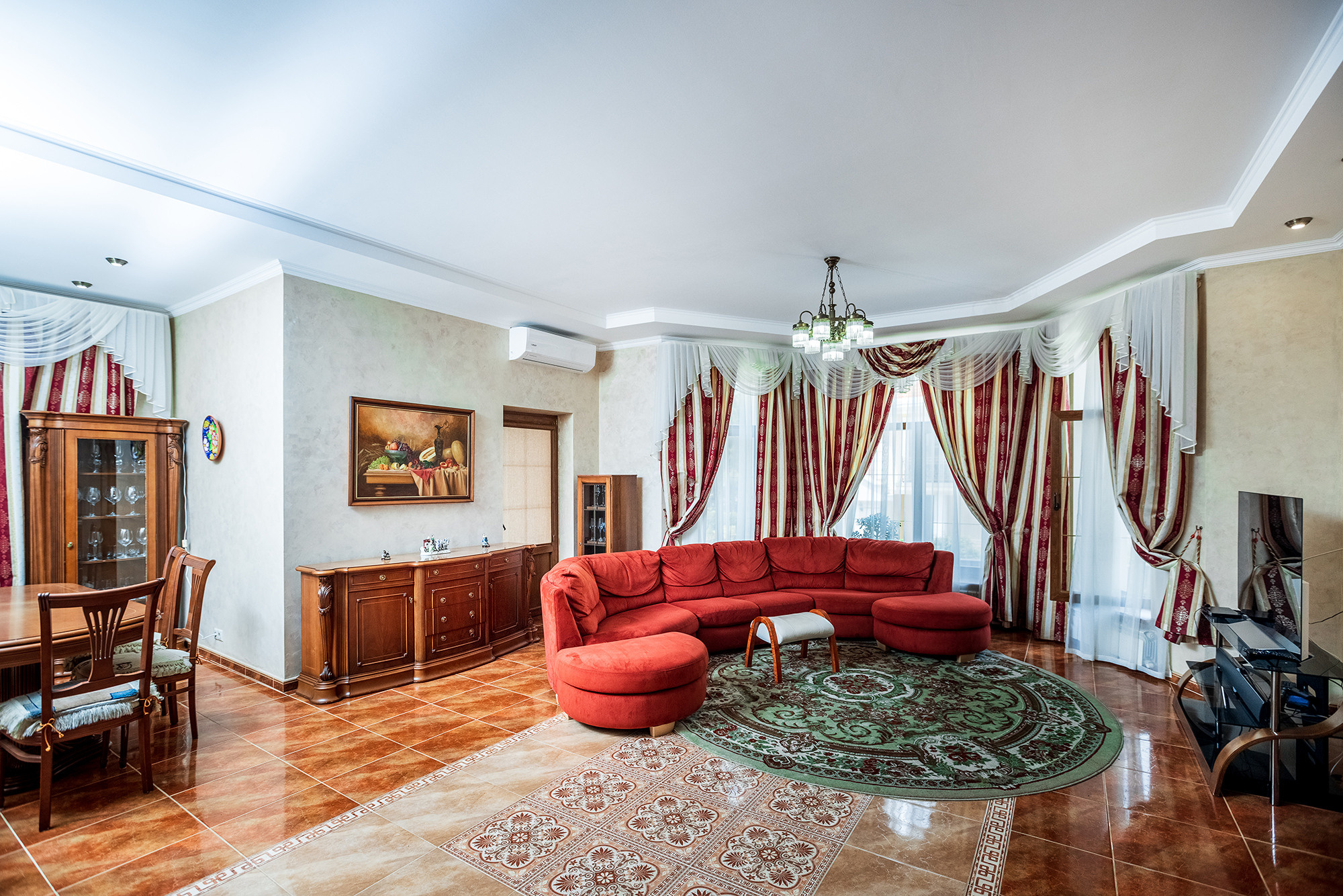 Супер коттедж с красивым видом на Новороссийск. Село Кабардинка. Фотограф Александр Трихонюк. Фото недвижимости в Геленджике