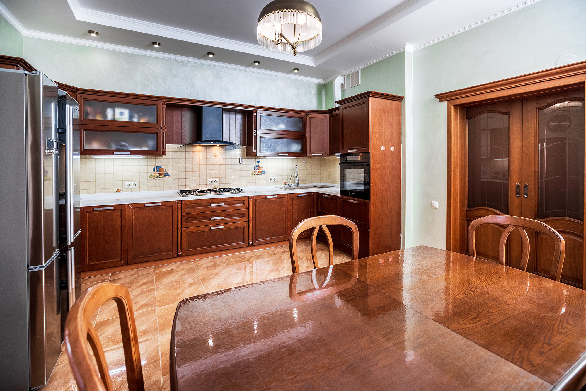 Супер коттедж с красивым видом на Новороссийск. Село Кабардинка. Фотограф Александр Трихонюк. Фото недвижимости в Геленджике