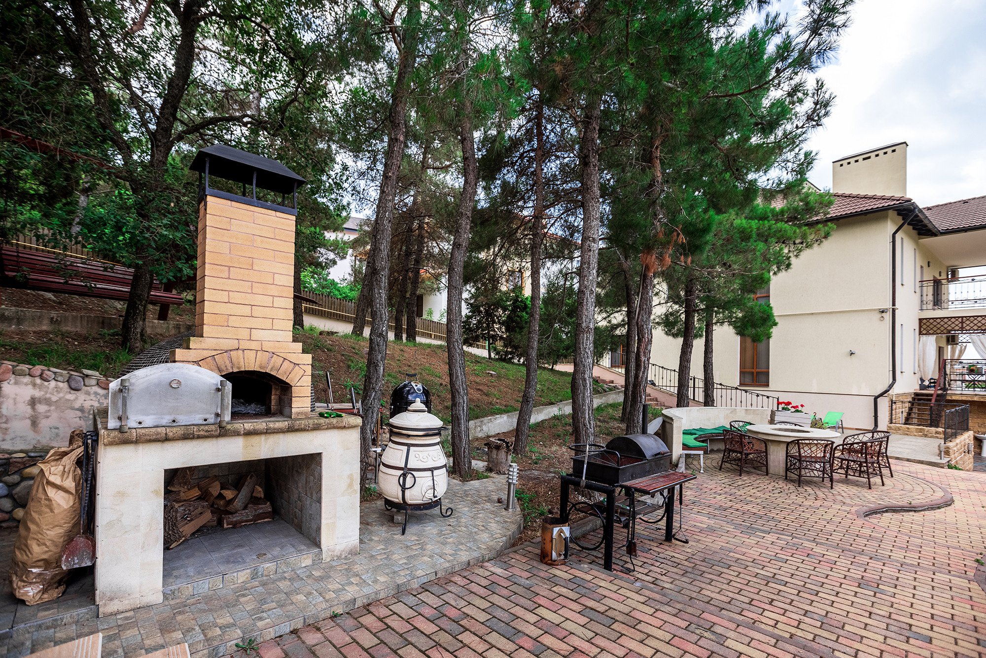 Супер коттедж с красивым видом на Новороссийск. Село Кабардинка. Фотограф Александр Трихонюк. Фото недвижимости в Геленджике