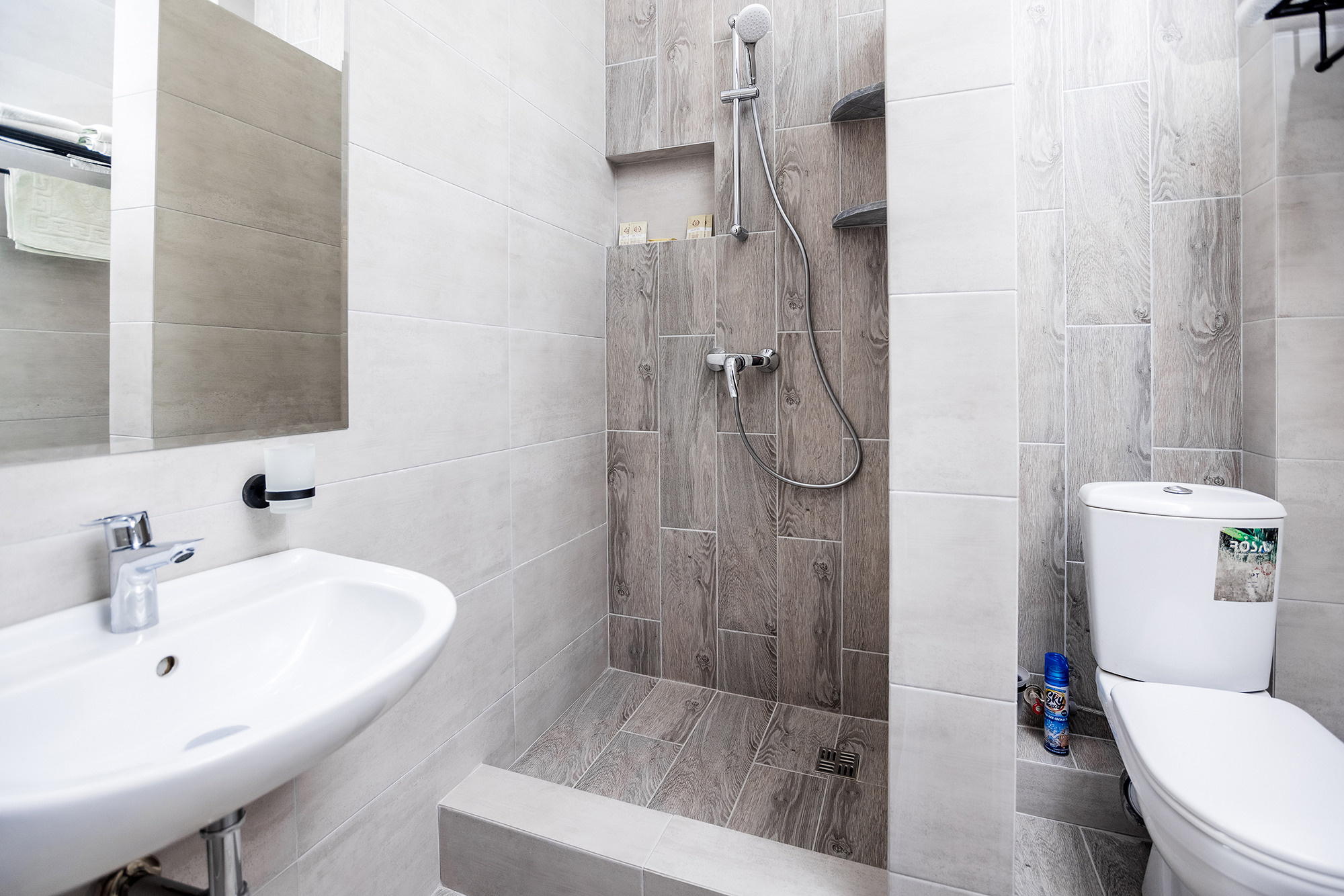 Гостиница «Николаев Двор», Геленджик, Тонкий мыс. Фотограф Александр Трихонюк. Фото недвижимости в Геленджике