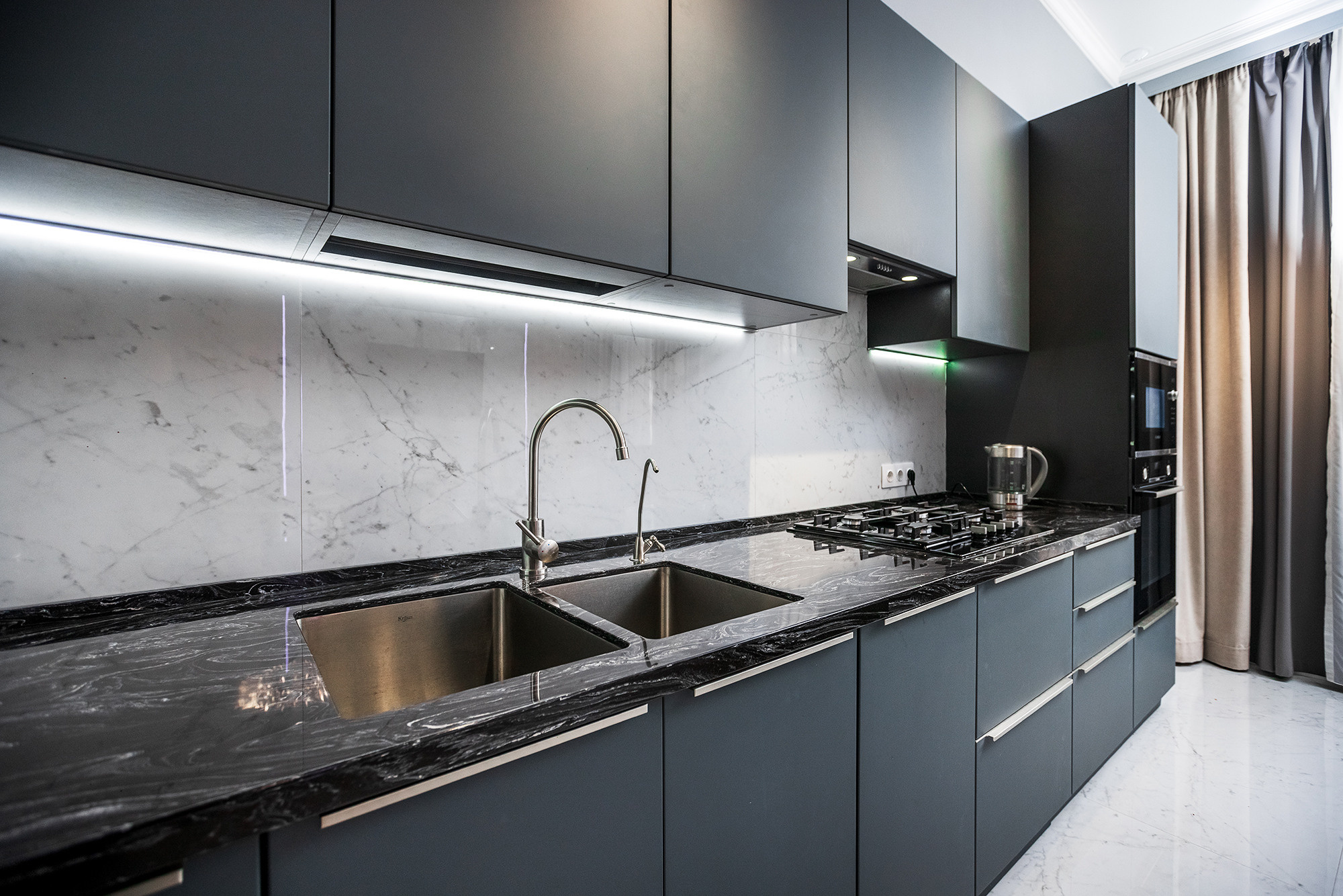 Аппартаменты в Ж.К. «Черноморский», курорт Геленджик. Фотограф Александр Трихонюк. Фото недвижимости в Геленджике