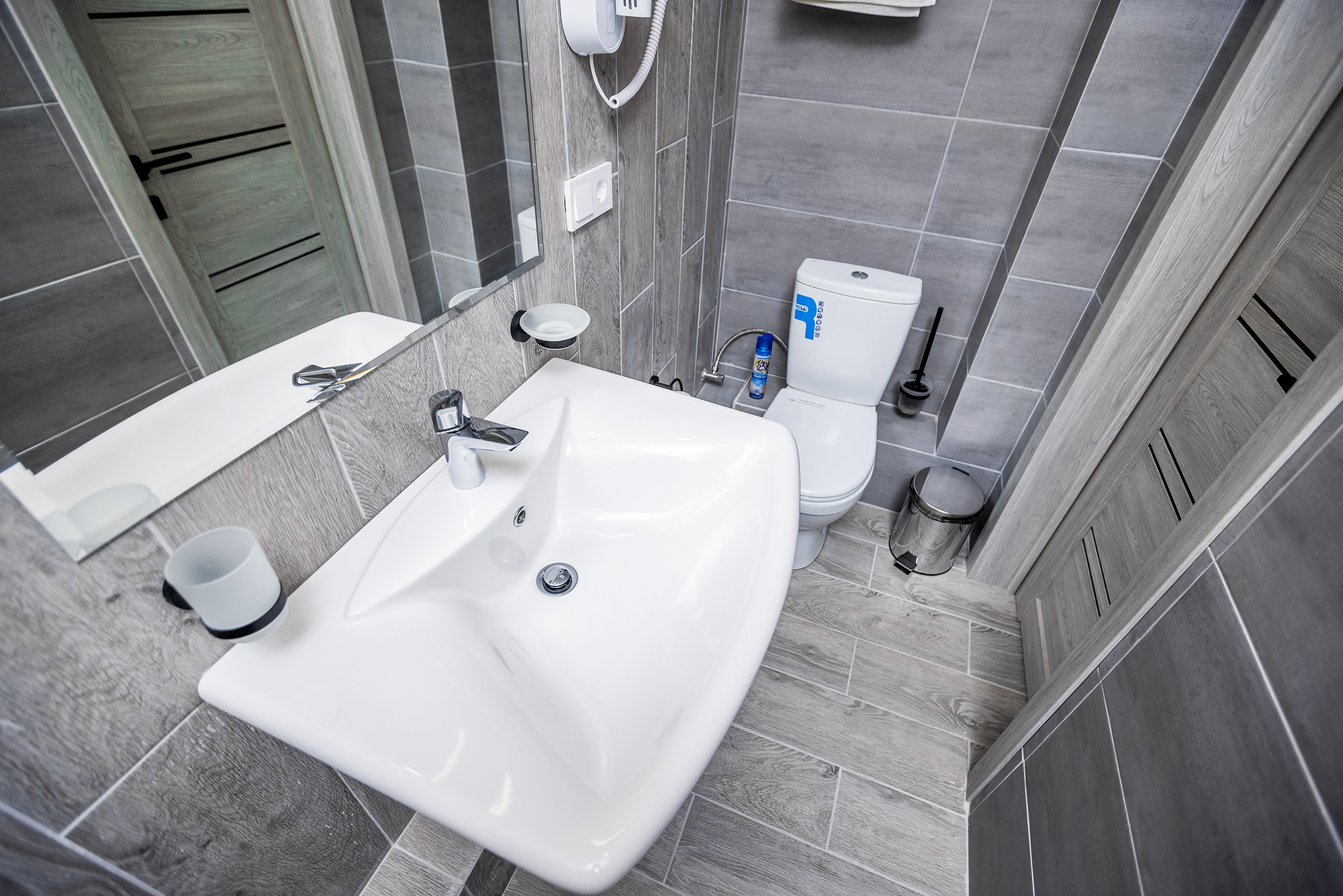 Гостиница «Николаев Двор», Геленджик, Тонкий мыс. Фотограф Александр Трихонюк. Фото недвижимости в Геленджике