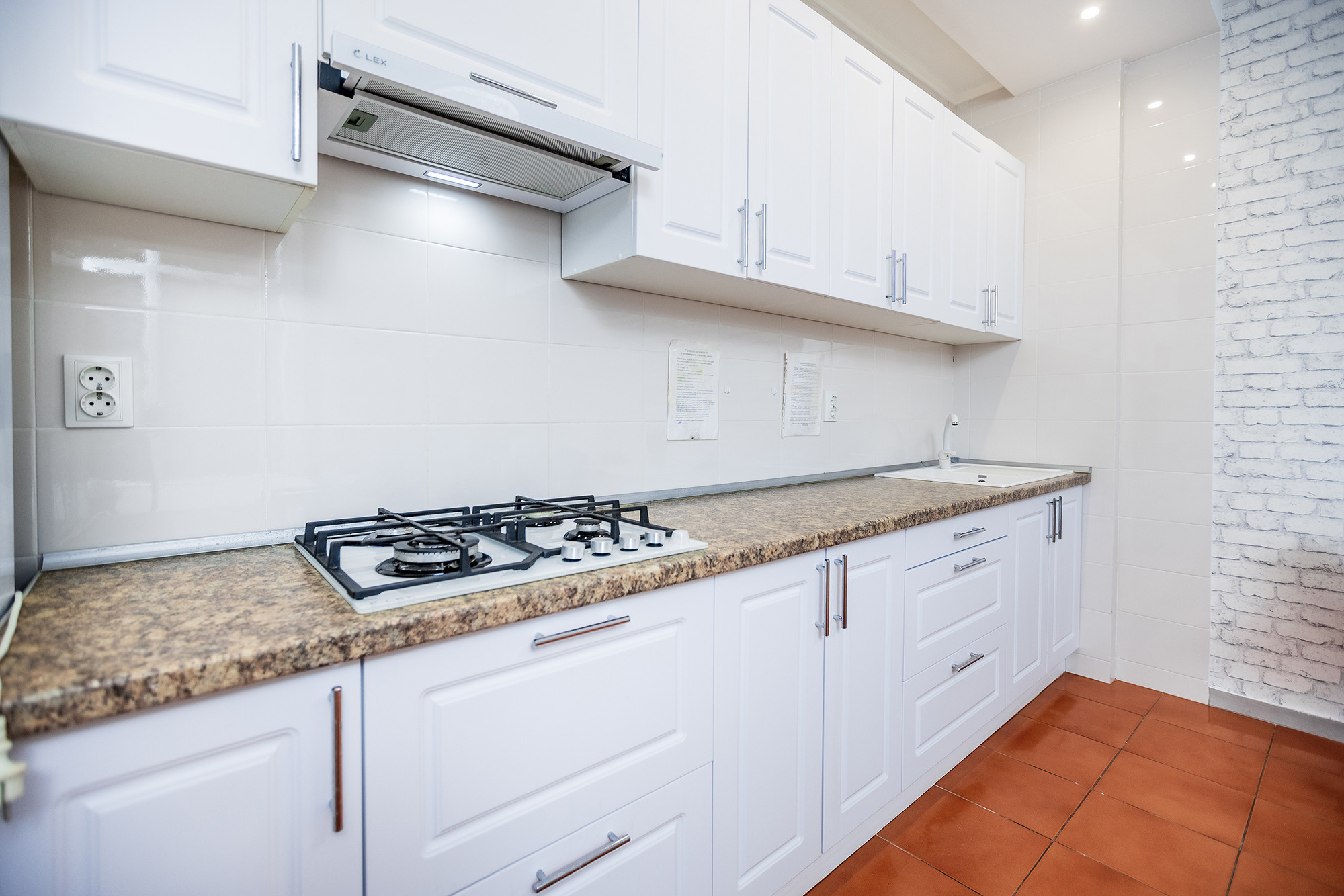 Гостиница «Николаев Двор», Геленджик, Тонкий мыс. Фотограф Александр Трихонюк. Фото недвижимости в Геленджике