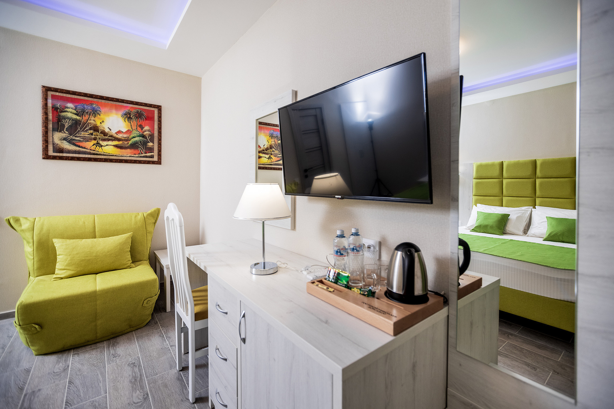 Гостиница «Николаев Двор», Геленджик, Тонкий мыс. Фотограф Александр Трихонюк. Фото недвижимости в Геленджике