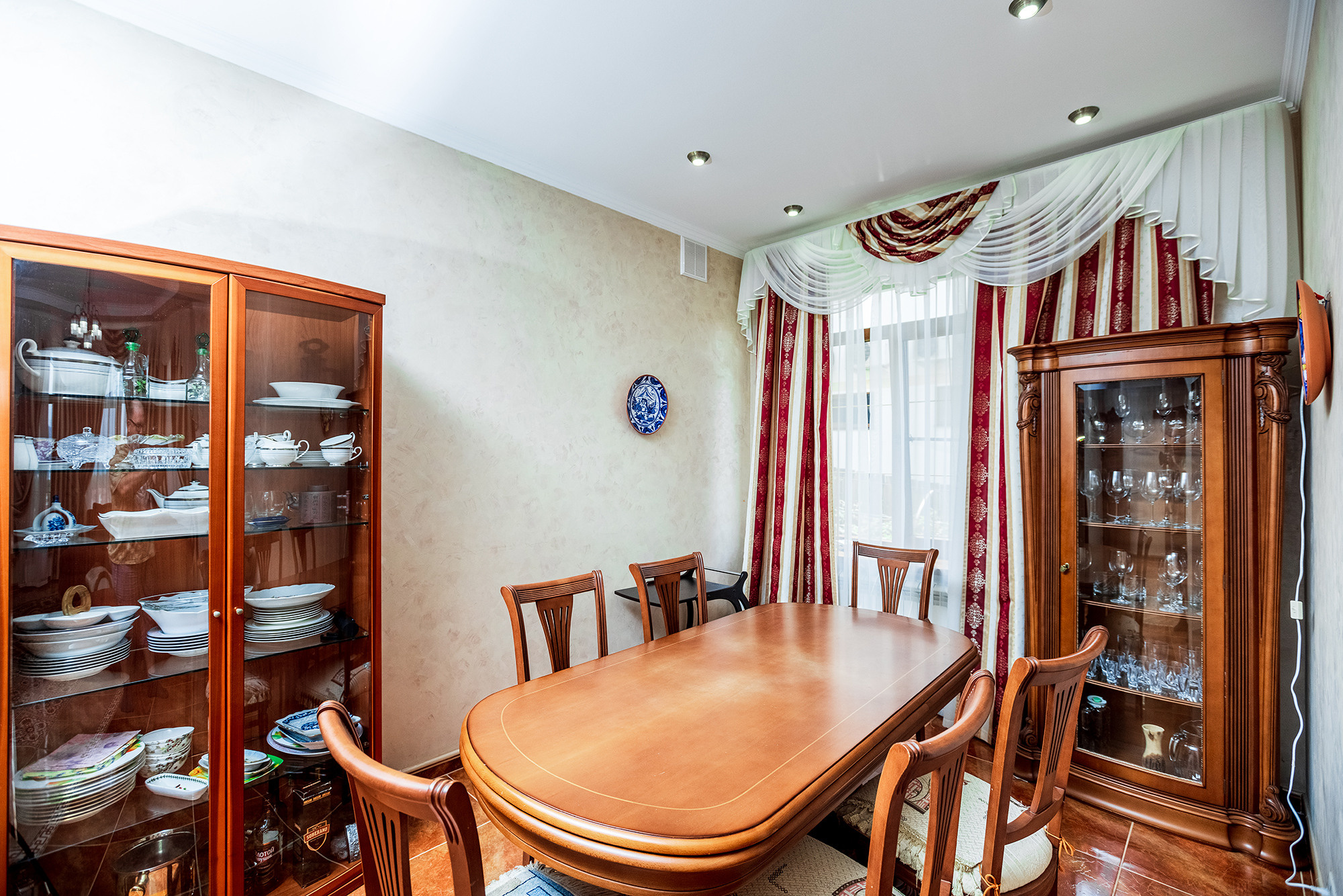 Супер коттедж с красивым видом на Новороссийск. Село Кабардинка. Фотограф Александр Трихонюк. Фото недвижимости в Геленджике