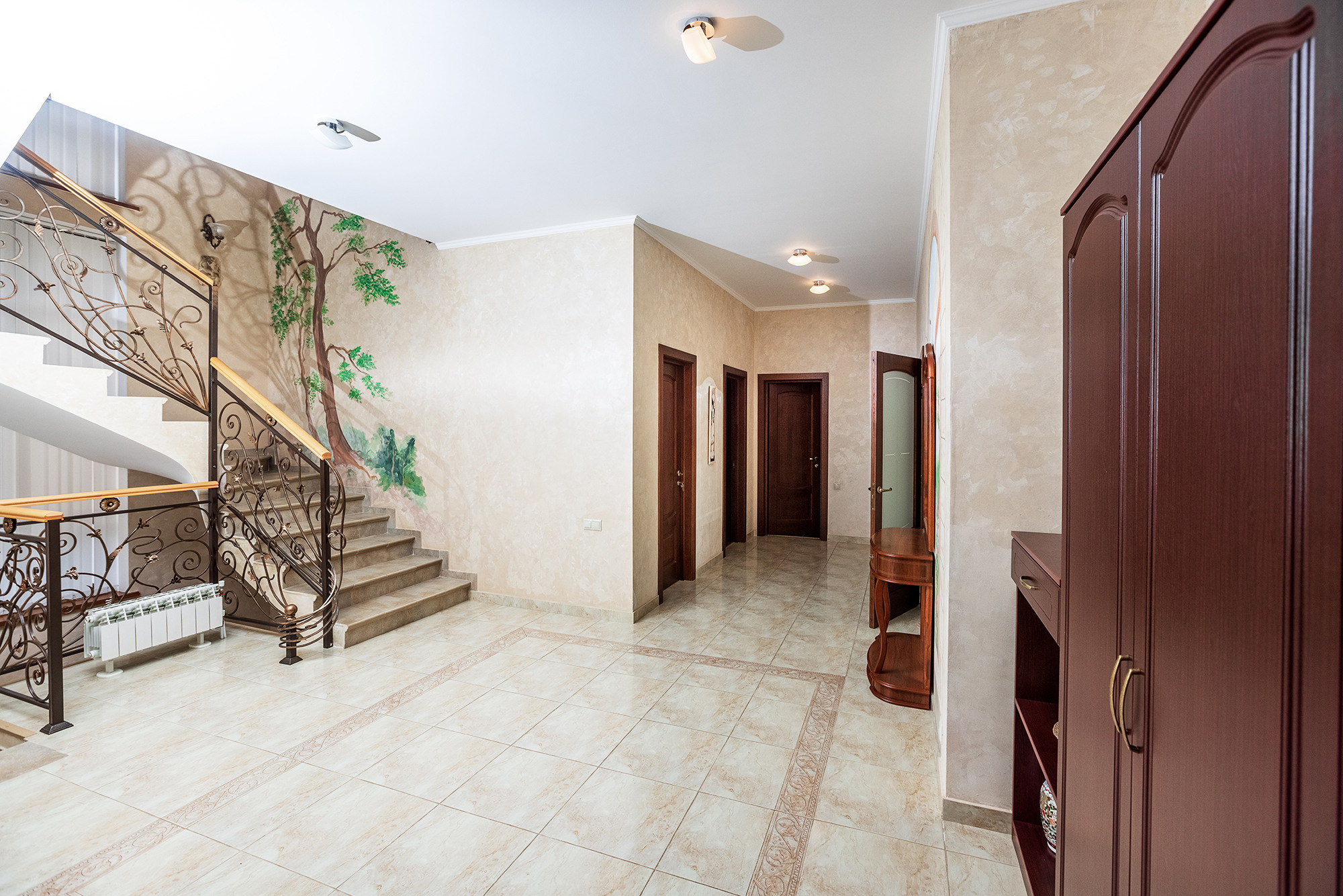 Супер коттедж с красивым видом на Новороссийск. Село Кабардинка. Фотограф Александр Трихонюк. Фото недвижимости в Геленджике