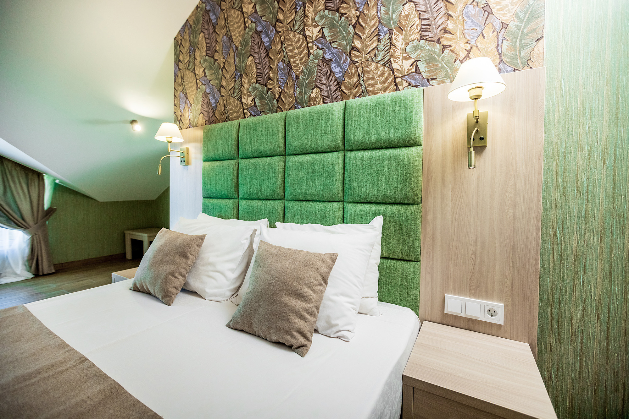 Гостиница «Николаев Двор», Геленджик, Тонкий мыс. Фотограф Александр Трихонюк. Фото недвижимости в Геленджике