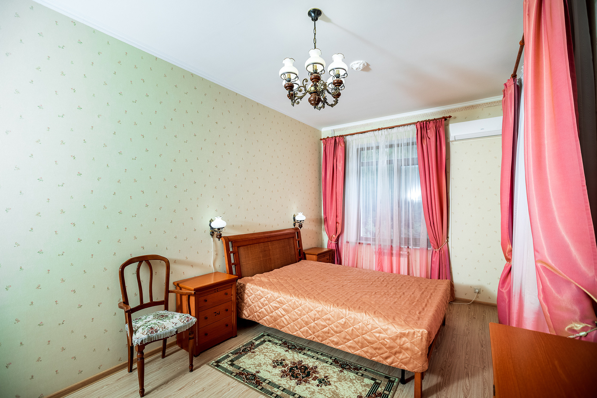 Супер коттедж с красивым видом на Новороссийск. Село Кабардинка. Фотограф Александр Трихонюк. Фото недвижимости в Геленджике