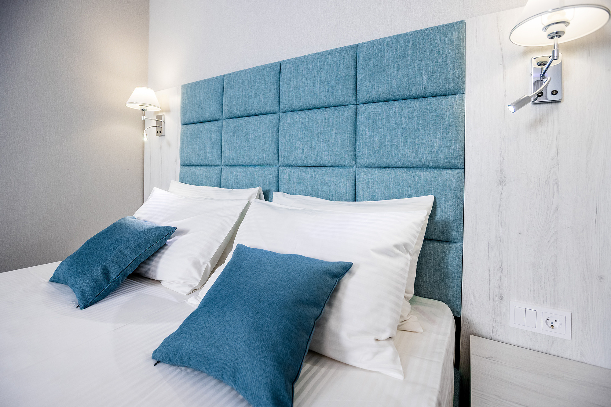 Гостиница «Николаев Двор», Геленджик, Тонкий мыс. Фотограф Александр Трихонюк. Фото недвижимости в Геленджике