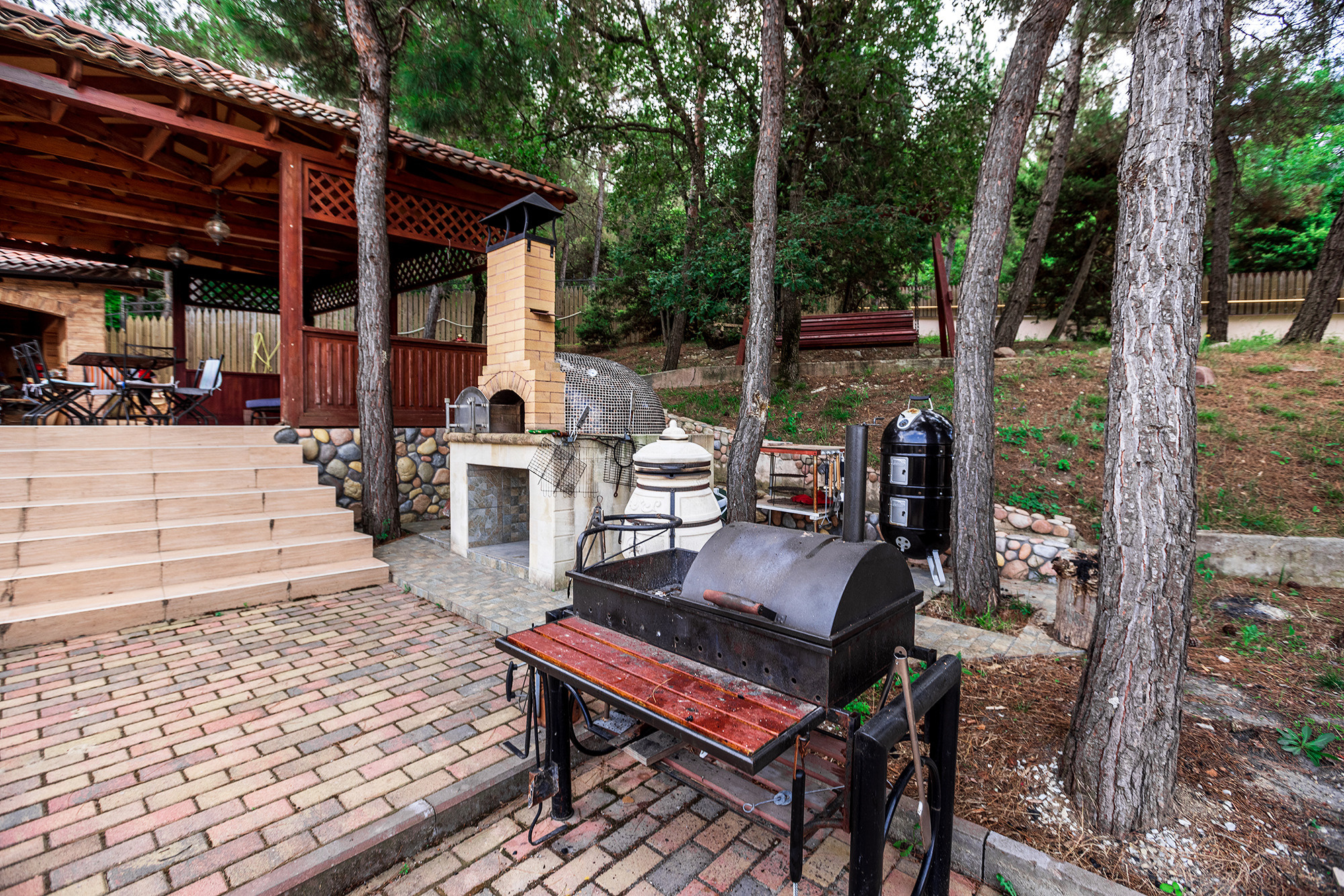 Супер коттедж с красивым видом на Новороссийск. Село Кабардинка. Фотограф Александр Трихонюк. Фото недвижимости в Геленджике