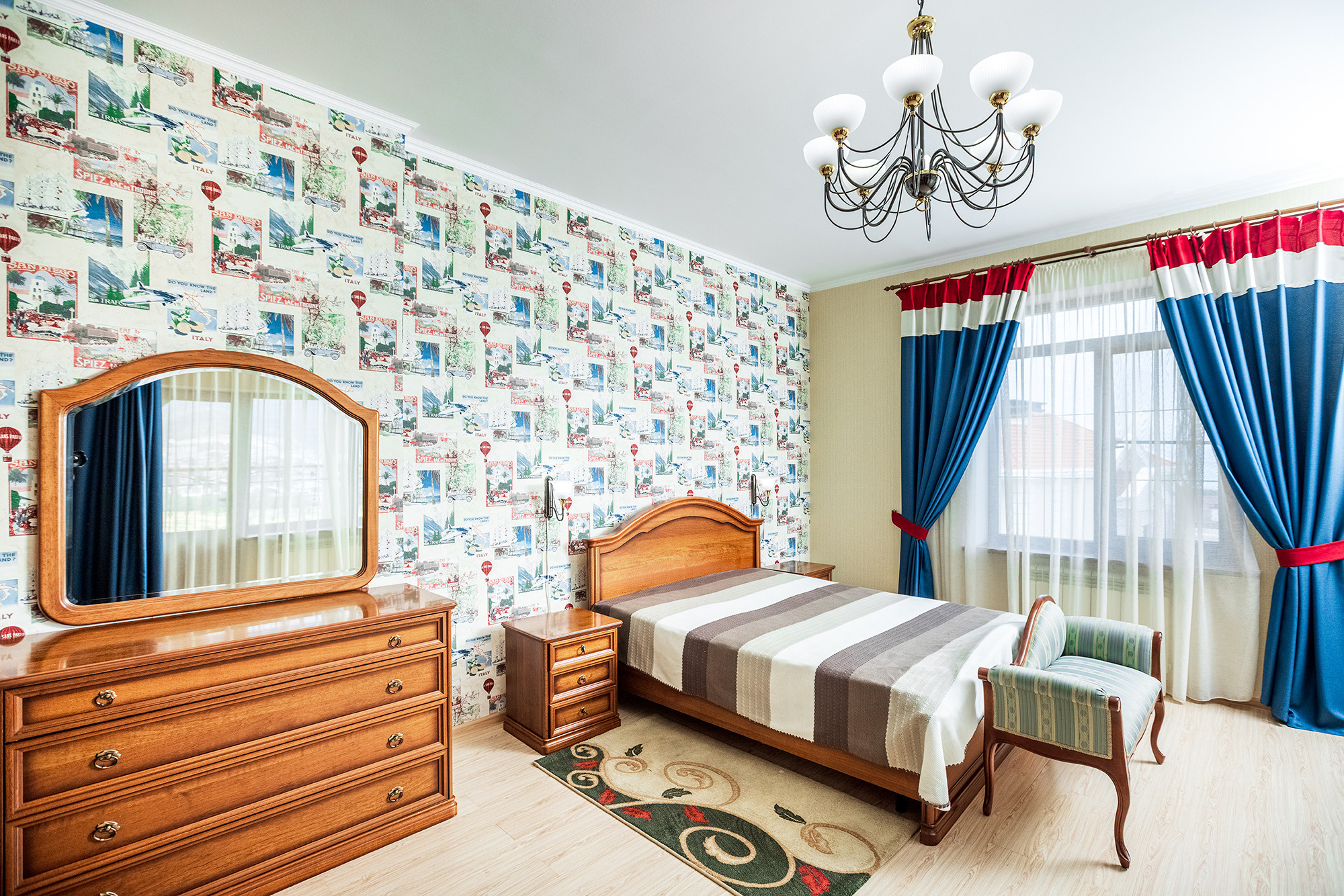 Супер коттедж с красивым видом на Новороссийск. Село Кабардинка. Фотограф Александр Трихонюк. Фото недвижимости в Геленджике