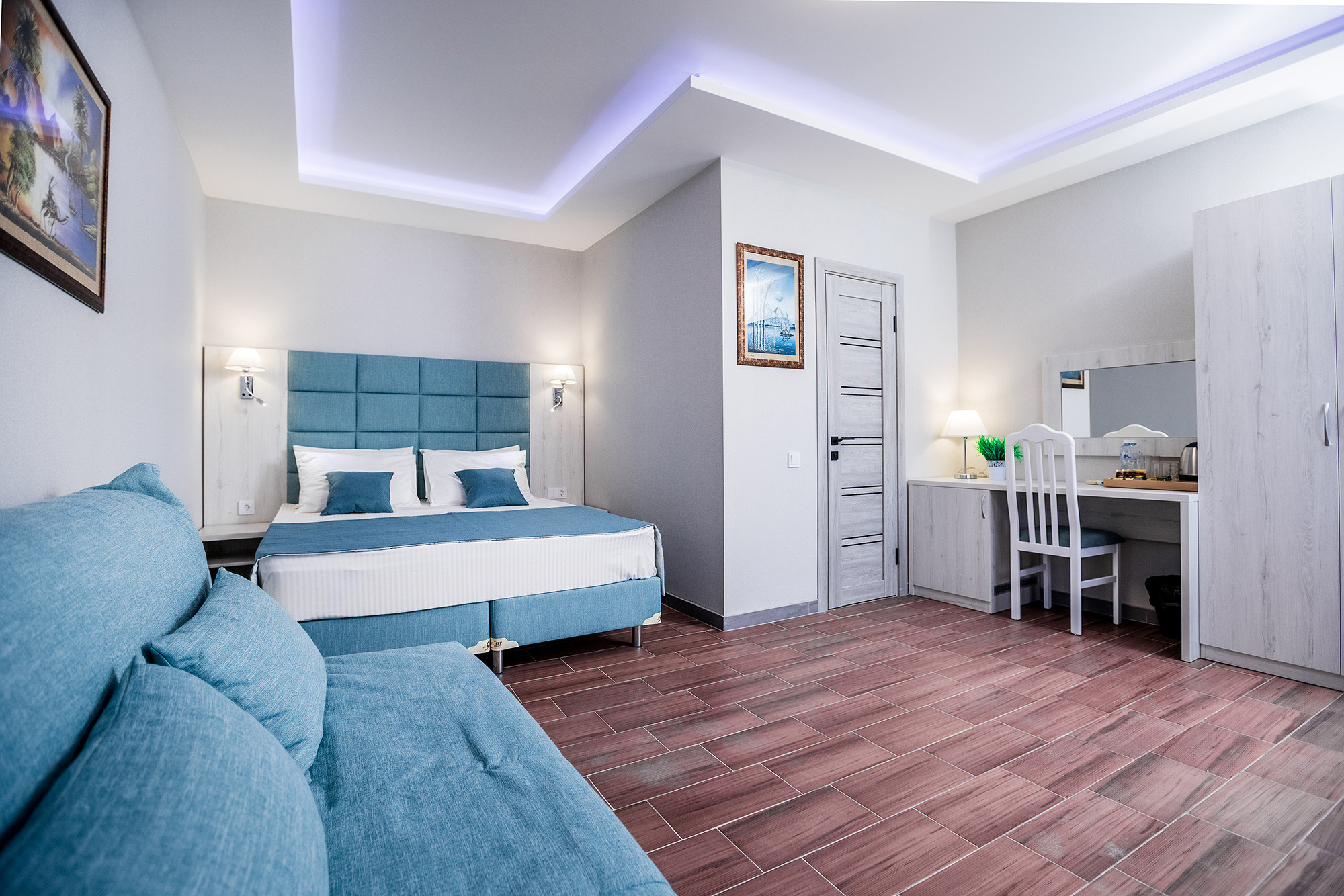 Гостиница «Николаев Двор», Геленджик, Тонкий мыс. Фотограф Александр Трихонюк. Фото недвижимости в Геленджике