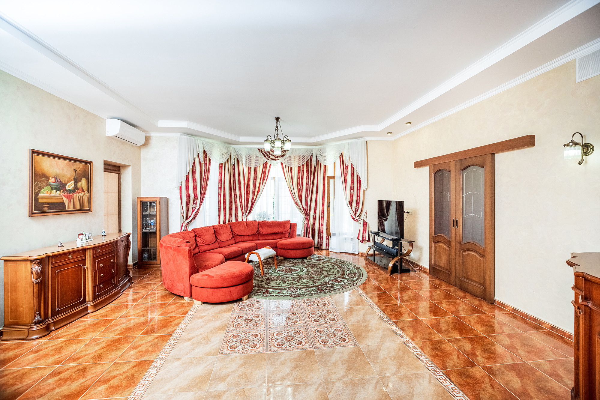 Супер коттедж с красивым видом на Новороссийск. Село Кабардинка. Фотограф Александр Трихонюк. Фото недвижимости в Геленджике