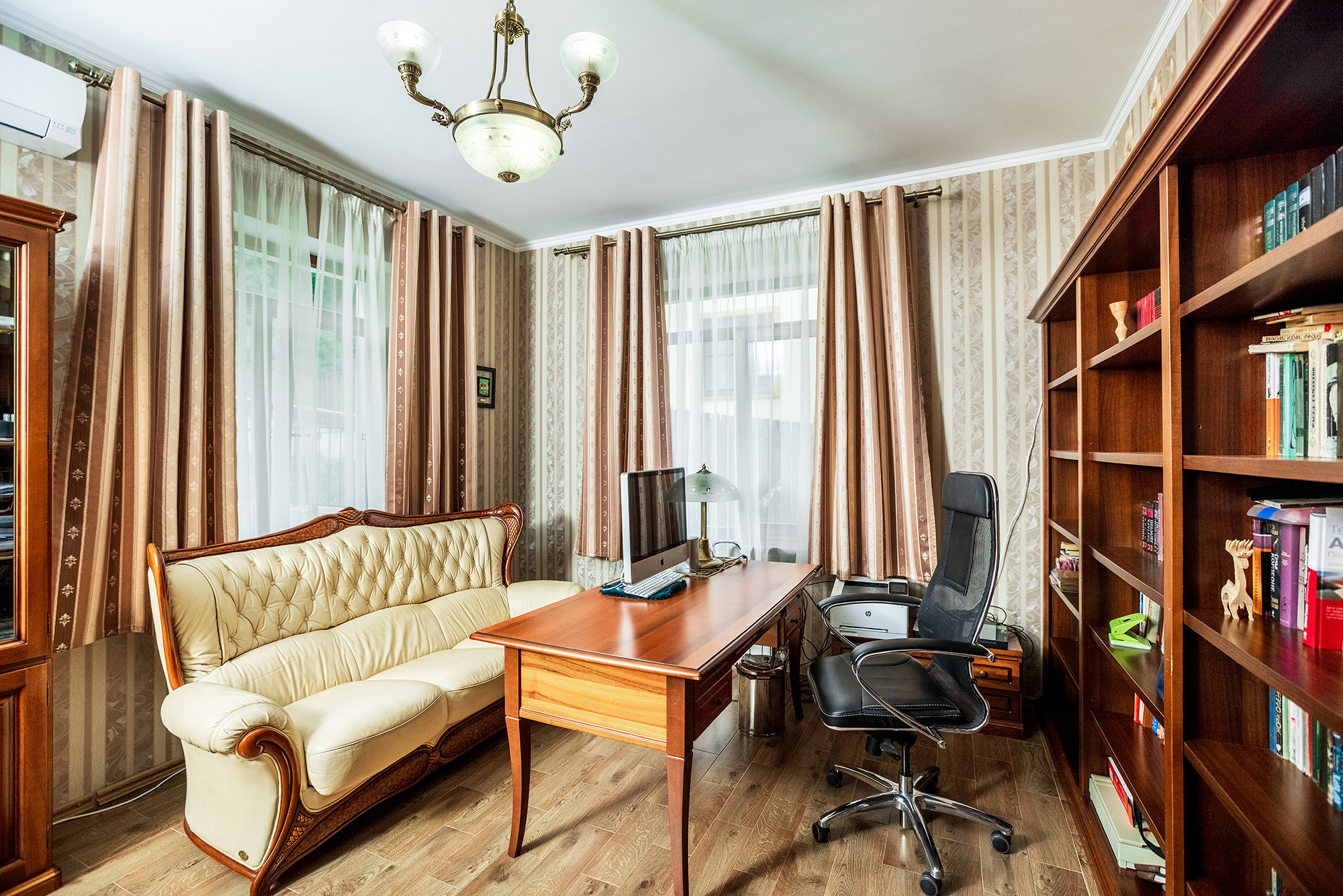 Супер коттедж с красивым видом на Новороссийск. Село Кабардинка. Фотограф Александр Трихонюк. Фото недвижимости в Геленджике