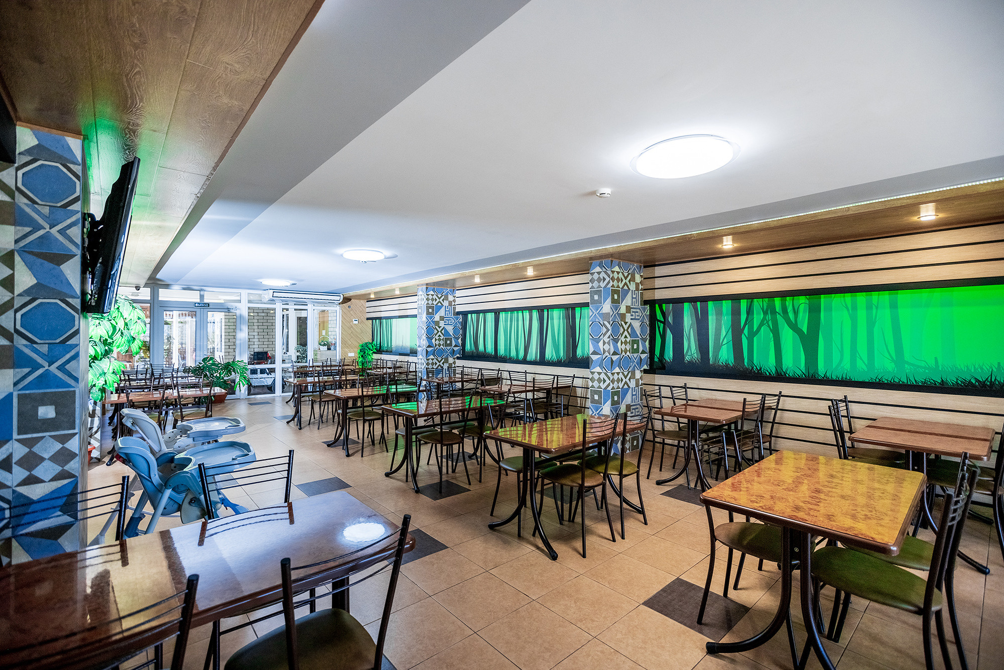 Гостиница «Николаев Двор», Геленджик, Тонкий мыс. Фотограф Александр Трихонюк. Фото недвижимости в Геленджике