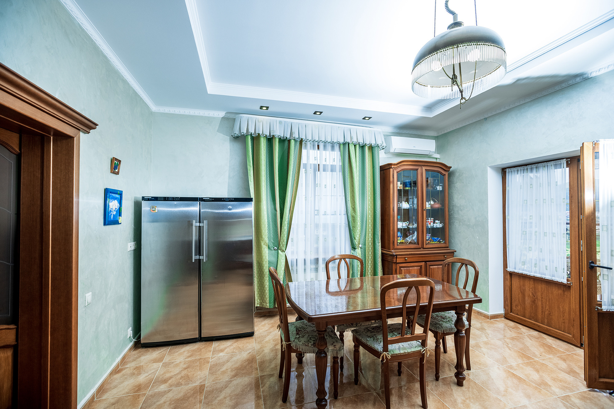 Супер коттедж с красивым видом на Новороссийск. Село Кабардинка. Фотограф Александр Трихонюк. Фото недвижимости в Геленджике