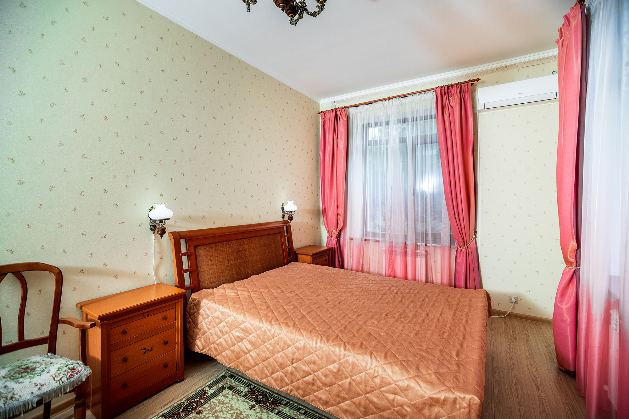 Супер коттедж с красивым видом на Новороссийск. Село Кабардинка. Фотограф Александр Трихонюк. Фото недвижимости в Геленджике