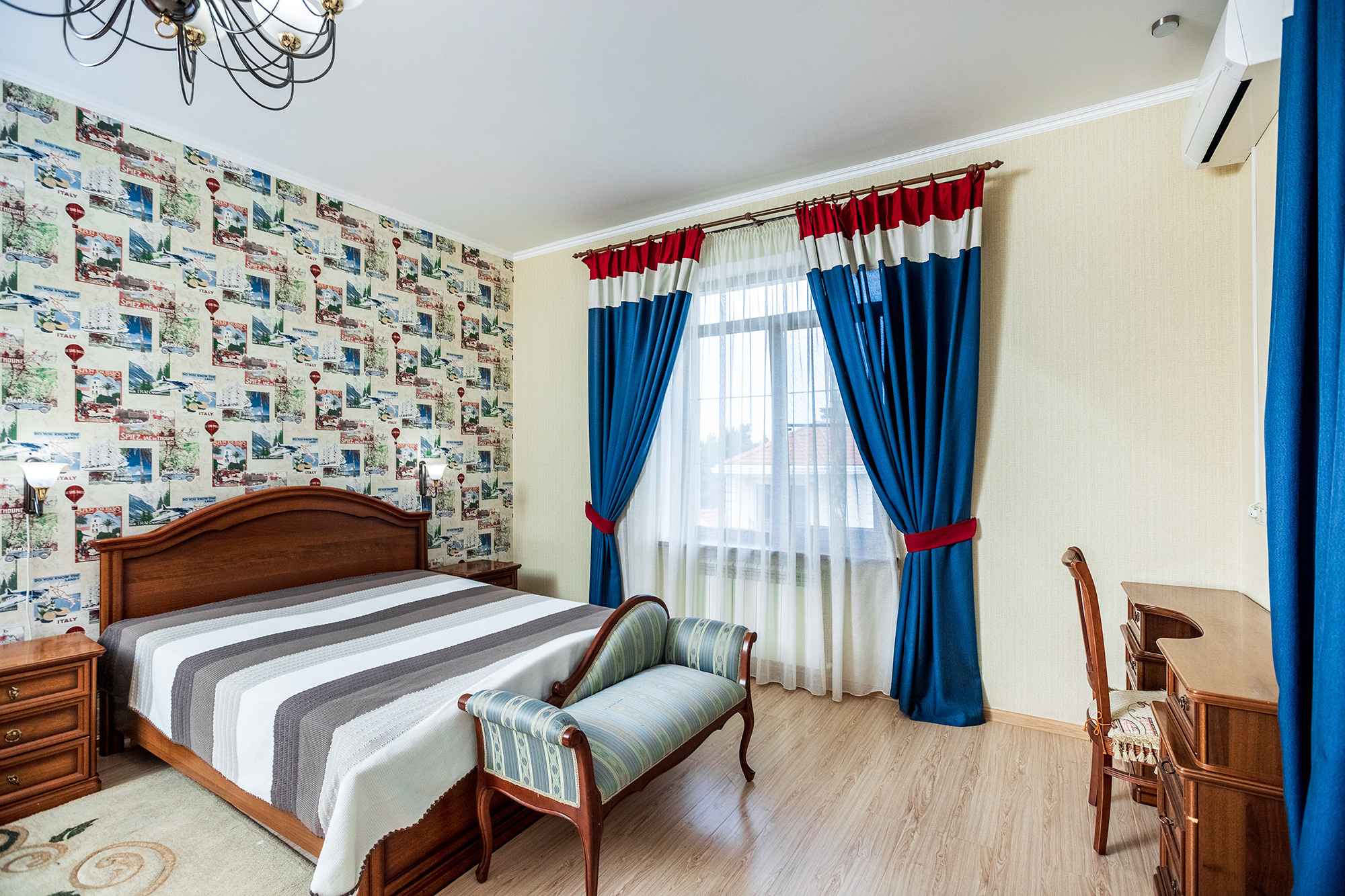 Супер коттедж с красивым видом на Новороссийск. Село Кабардинка. Фотограф Александр Трихонюк. Фото недвижимости в Геленджике