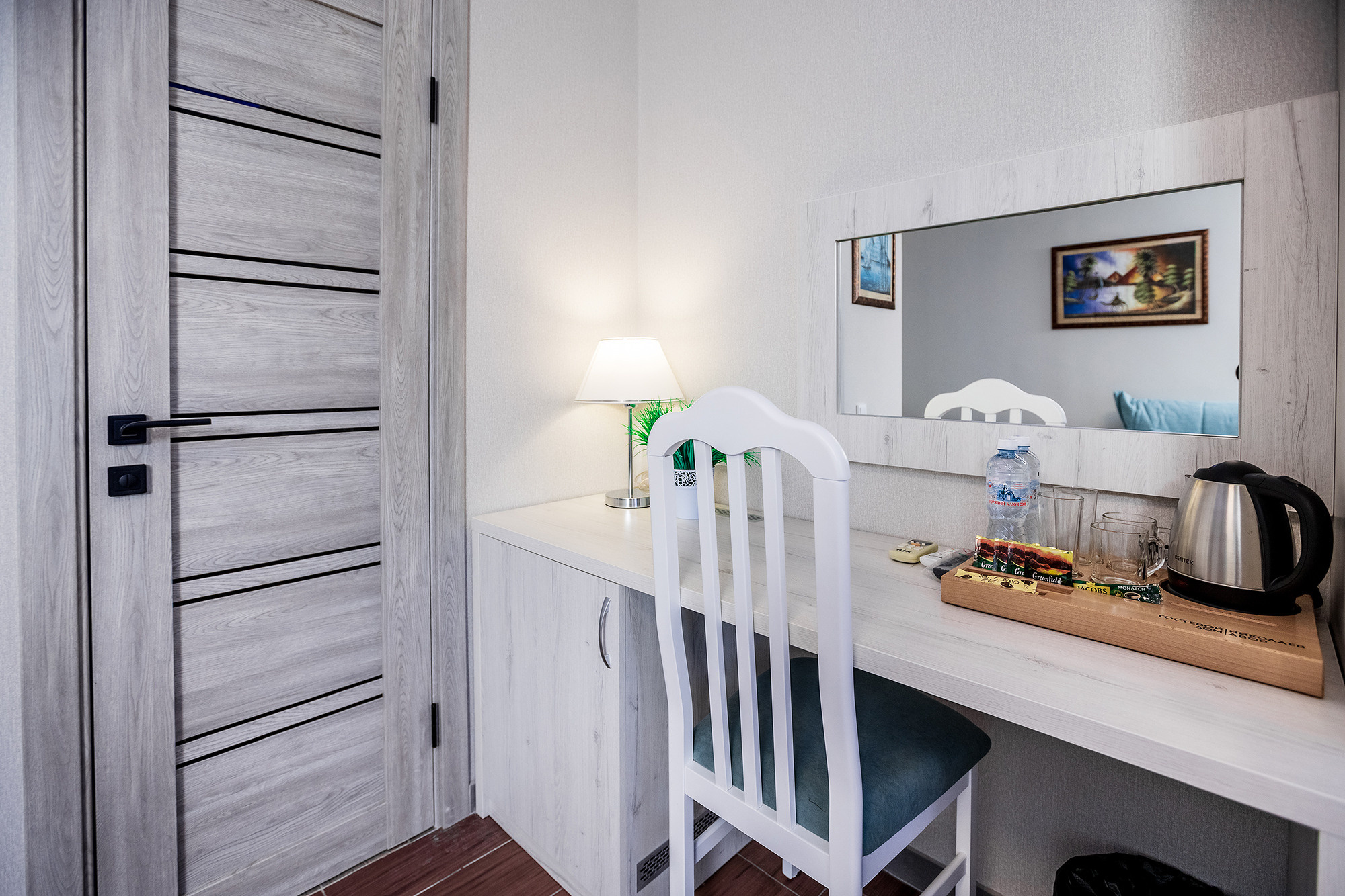 Гостиница «Николаев Двор», Геленджик, Тонкий мыс. Фотограф Александр Трихонюк. Фото недвижимости в Геленджике