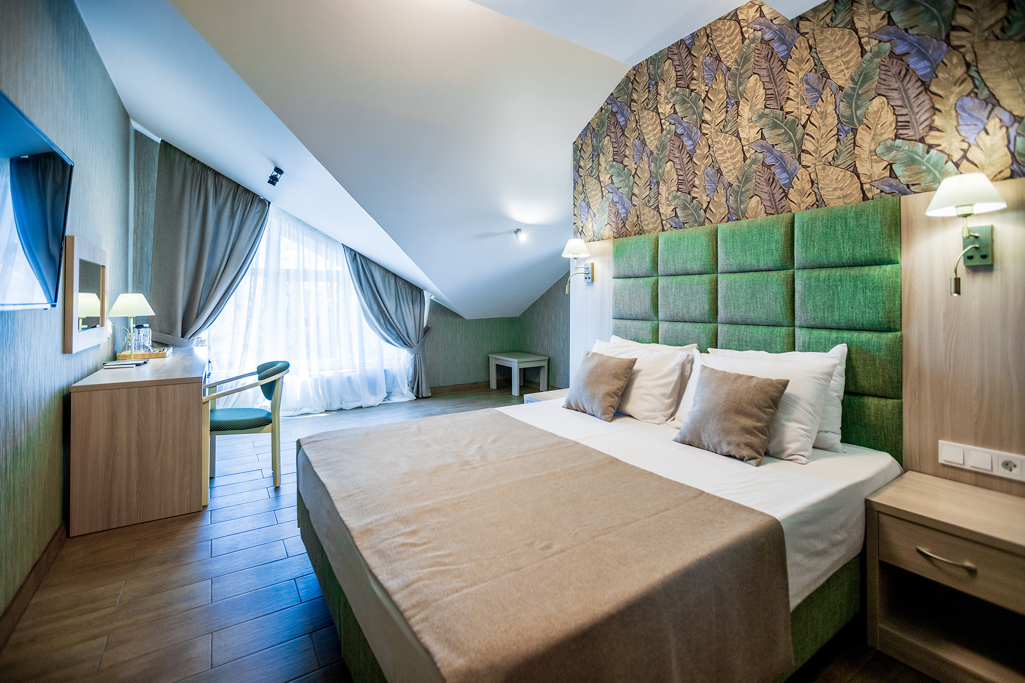 Гостиница «Николаев Двор», Геленджик, Тонкий мыс. Фотограф Александр Трихонюк. Фото недвижимости в Геленджике