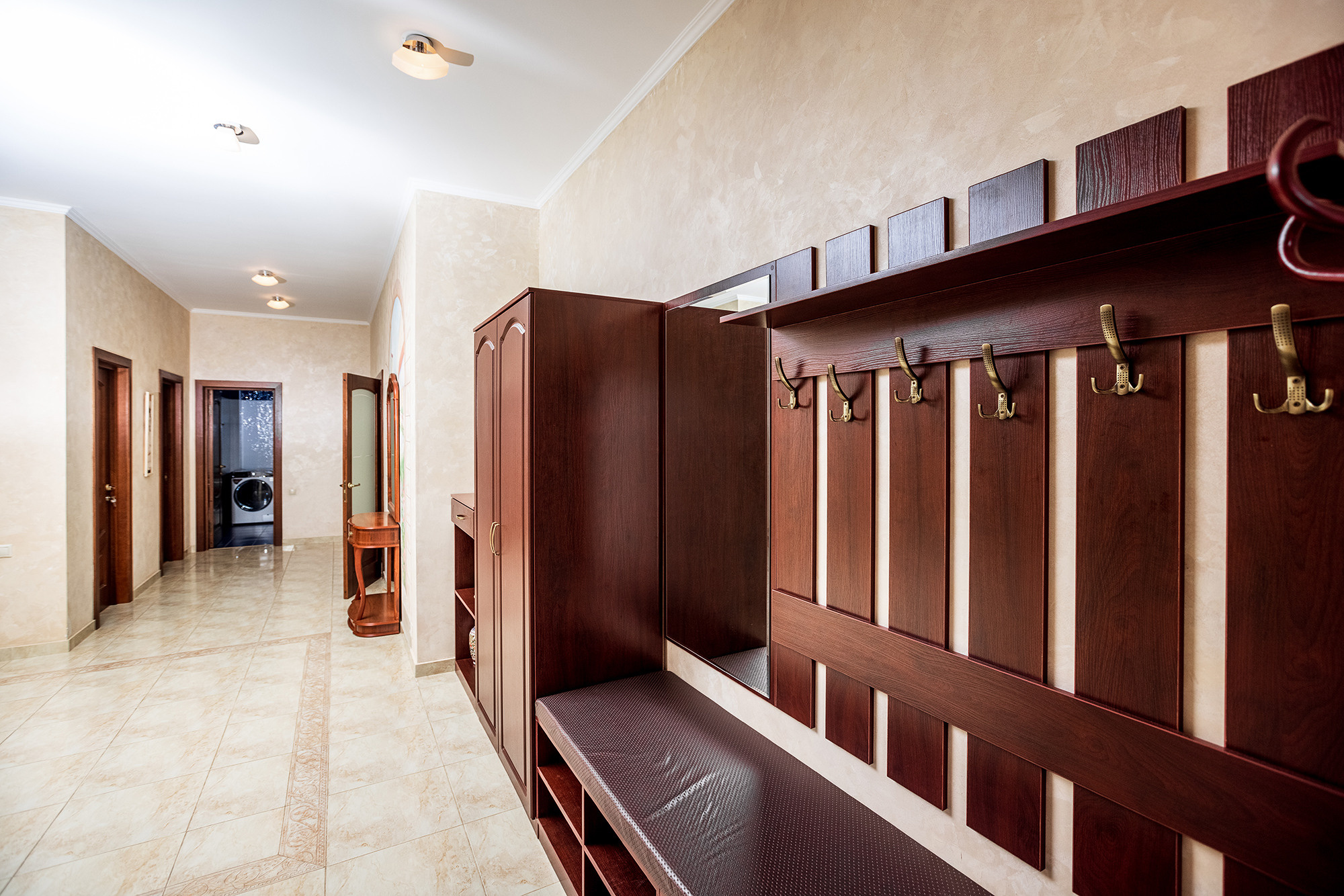 Супер коттедж с красивым видом на Новороссийск. Село Кабардинка. Фотограф Александр Трихонюк. Фото недвижимости в Геленджике