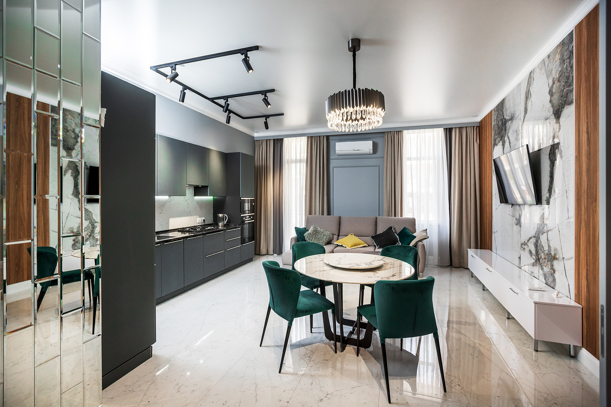 Аппартаменты в Ж.К. «Черноморский», курорт Геленджик. Фотограф Александр Трихонюк. Фото недвижимости в Геленджике