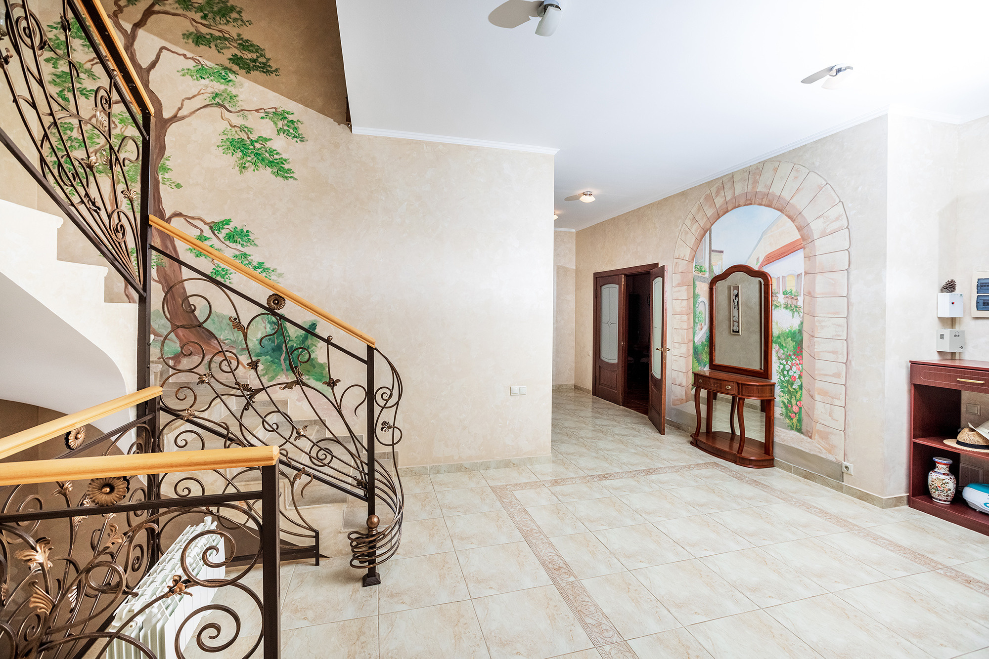 Супер коттедж с красивым видом на Новороссийск. Село Кабардинка. Фотограф Александр Трихонюк. Фото недвижимости в Геленджике