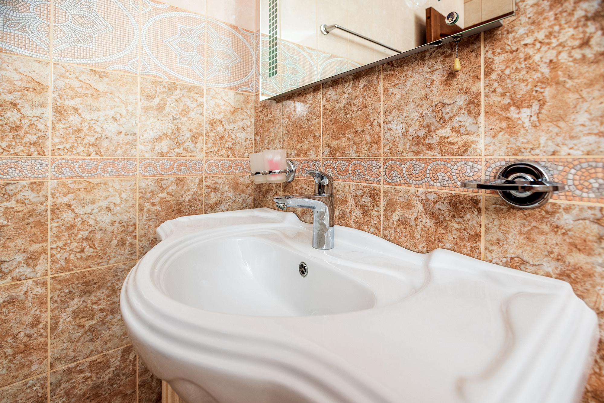 Супер коттедж с красивым видом на Новороссийск. Село Кабардинка. Фотограф Александр Трихонюк. Фото недвижимости в Геленджике