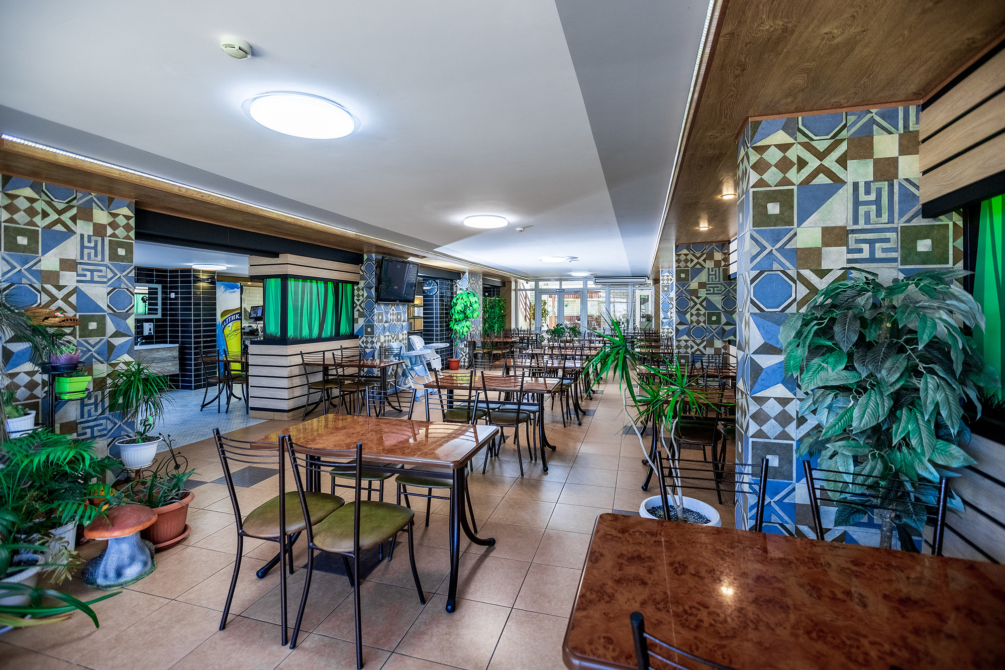 Гостиница «Николаев Двор», Геленджик, Тонкий мыс. Фотограф Александр Трихонюк. Фото недвижимости в Геленджике