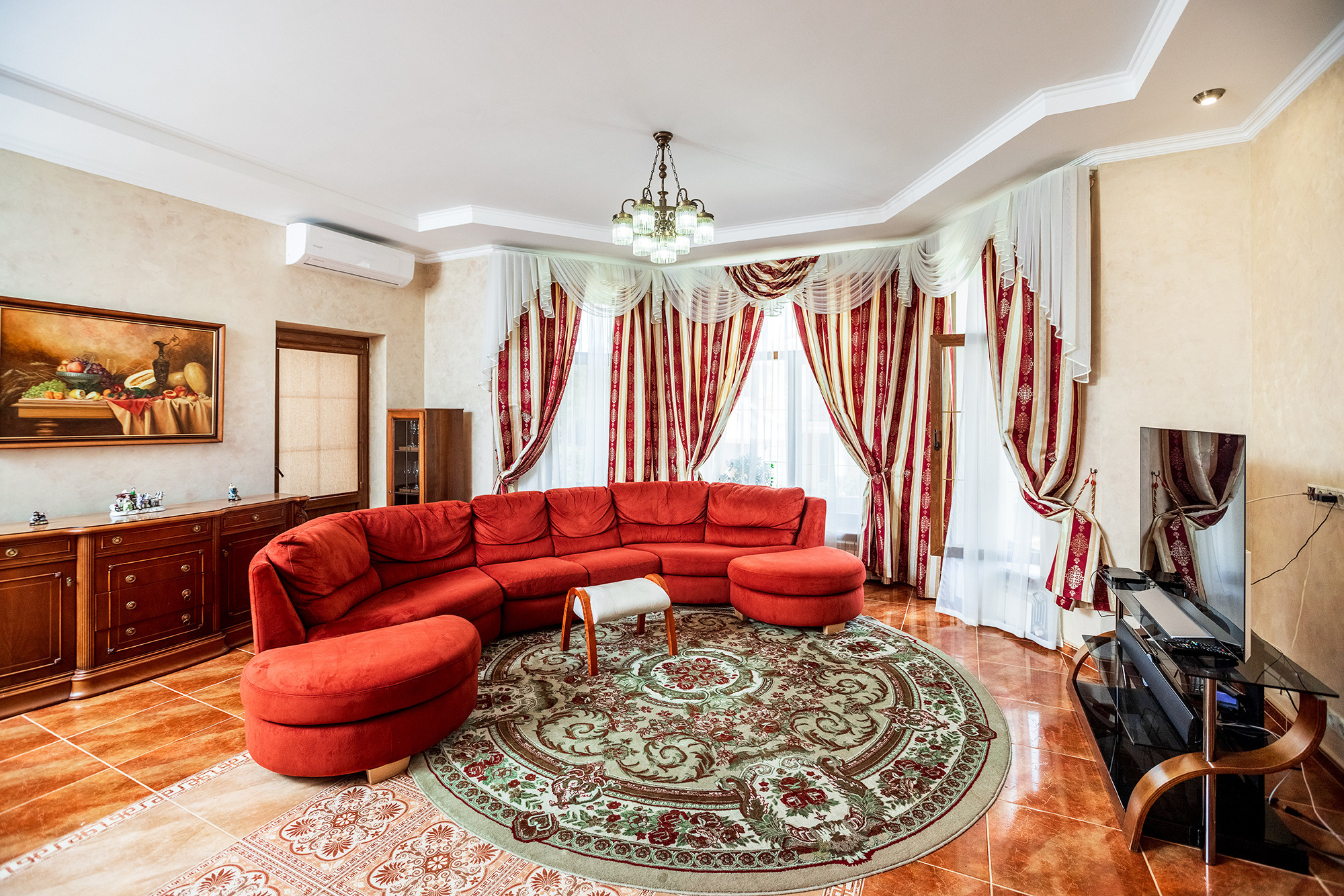 Супер коттедж с красивым видом на Новороссийск. Село Кабардинка. Фотограф Александр Трихонюк. Фото недвижимости в Геленджике