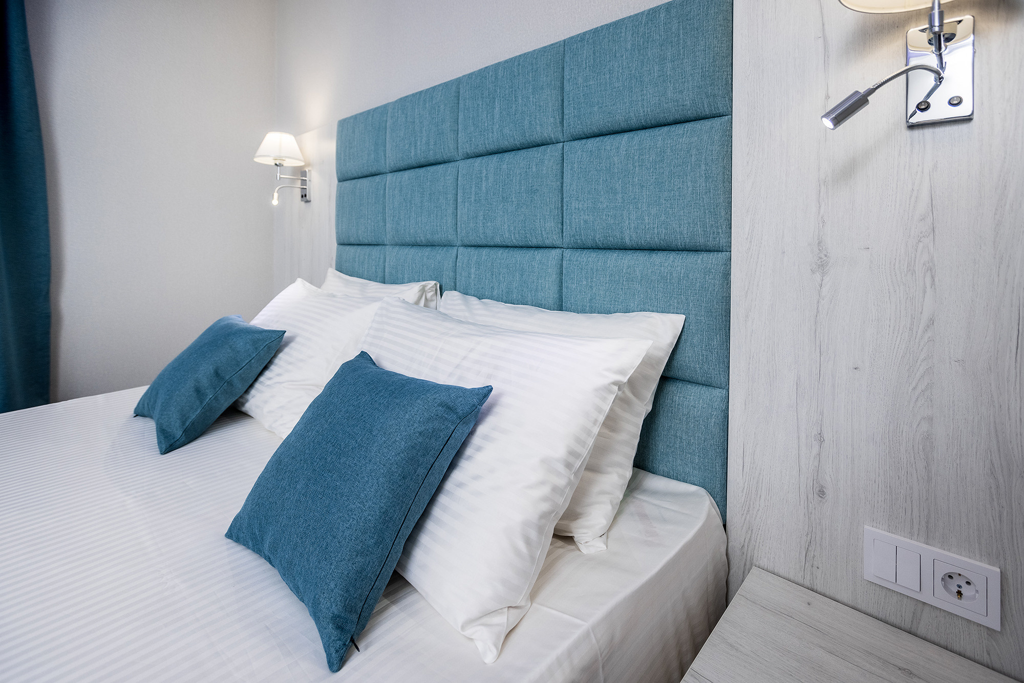 Гостиница «Николаев Двор», Геленджик, Тонкий мыс. Фотограф Александр Трихонюк. Фото недвижимости в Геленджике