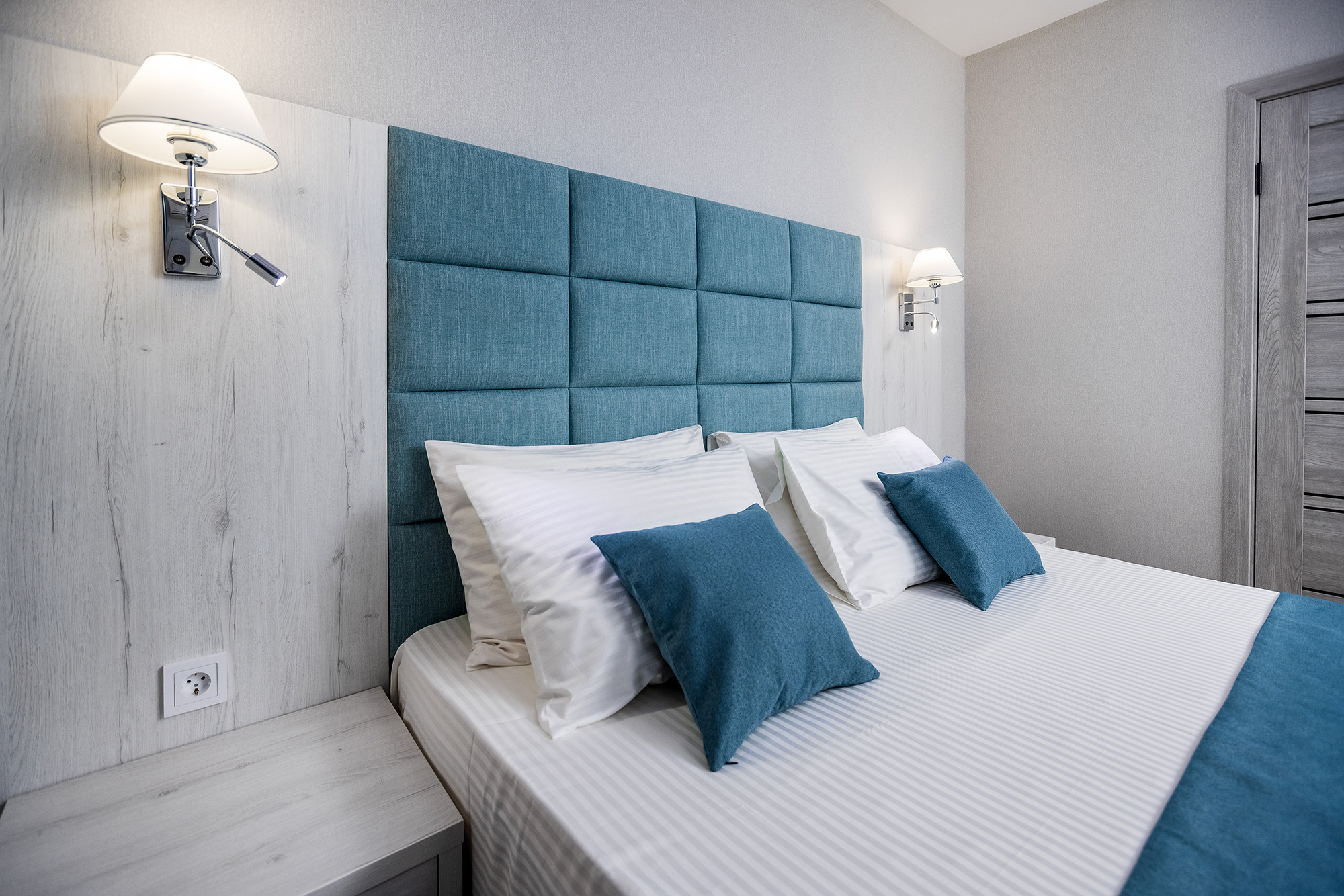 Гостиница «Николаев Двор», Геленджик, Тонкий мыс. Фотограф Александр Трихонюк. Фото недвижимости в Геленджике