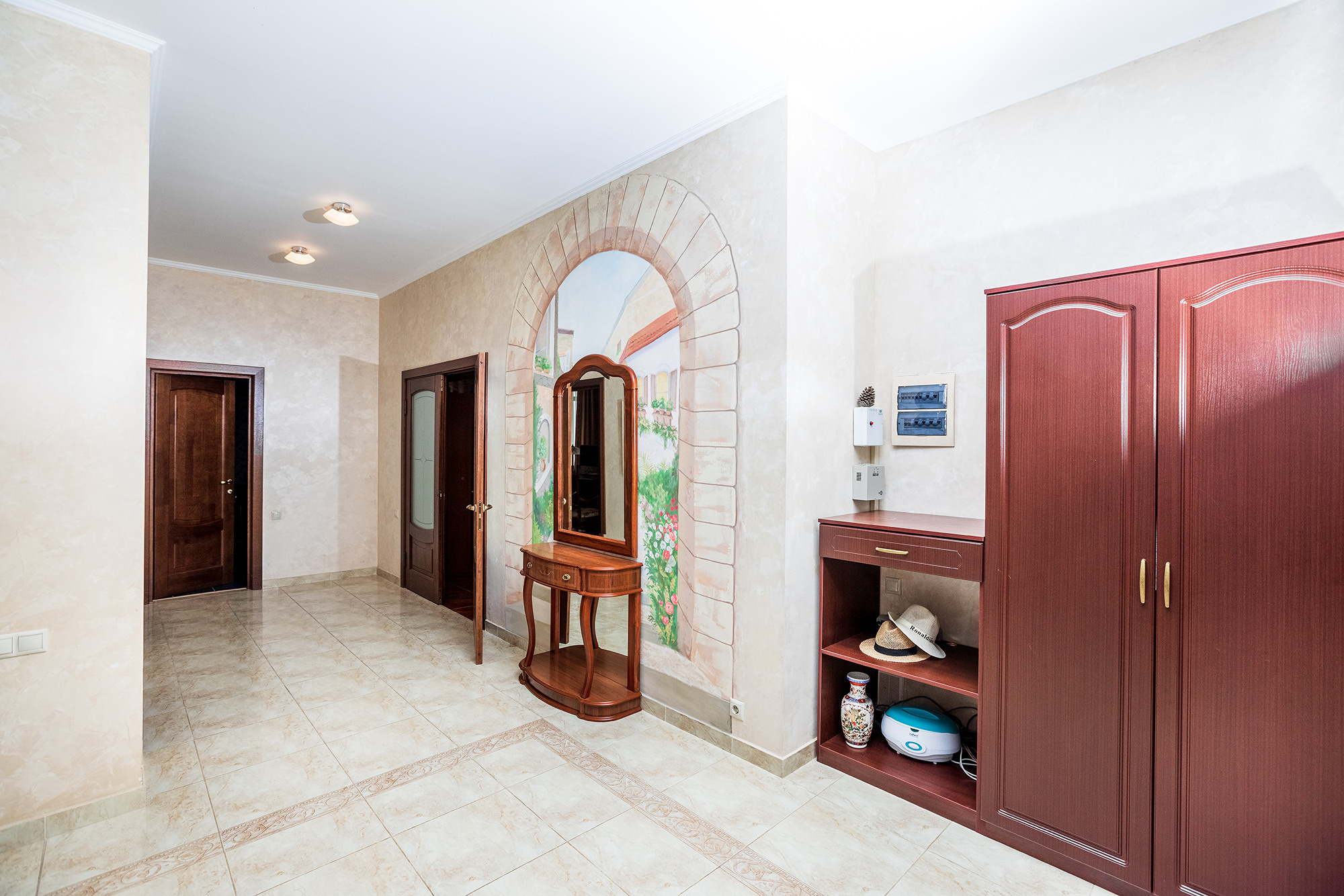 Супер коттедж с красивым видом на Новороссийск. Село Кабардинка. Фотограф Александр Трихонюк. Фото недвижимости в Геленджике