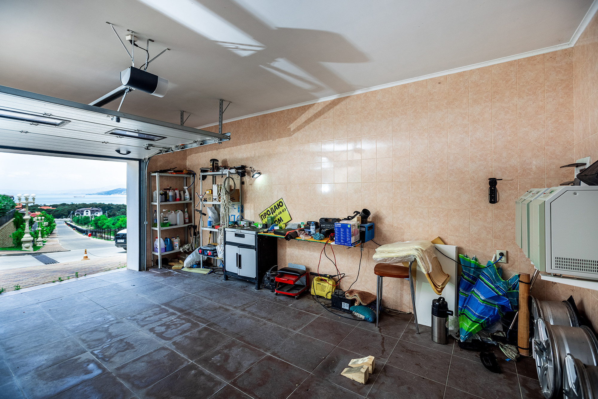 Супер коттедж с красивым видом на Новороссийск. Село Кабардинка. Фотограф Александр Трихонюк. Фото недвижимости в Геленджике