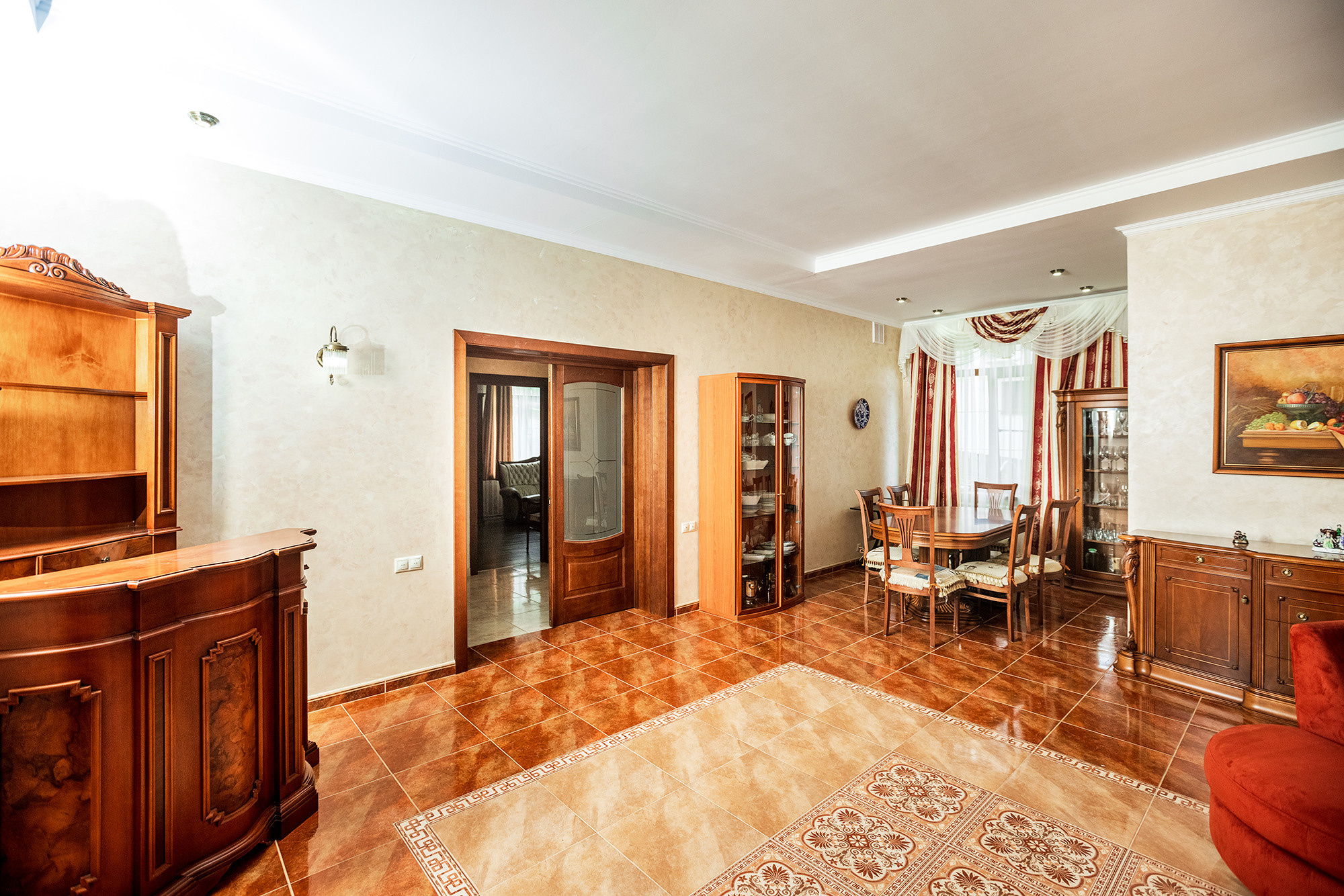 Супер коттедж с красивым видом на Новороссийск. Село Кабардинка. Фотограф Александр Трихонюк. Фото недвижимости в Геленджике